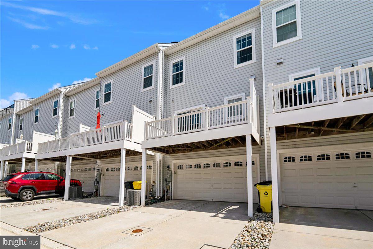 DORCHESTER VIEW - Residential