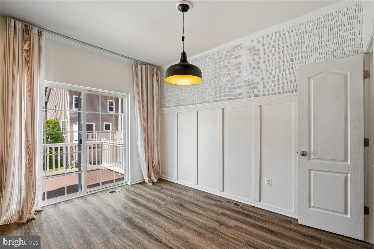 DORCHESTER VIEW - Residential