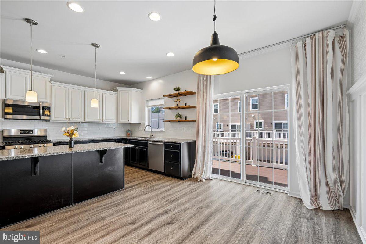 DORCHESTER VIEW - Residential