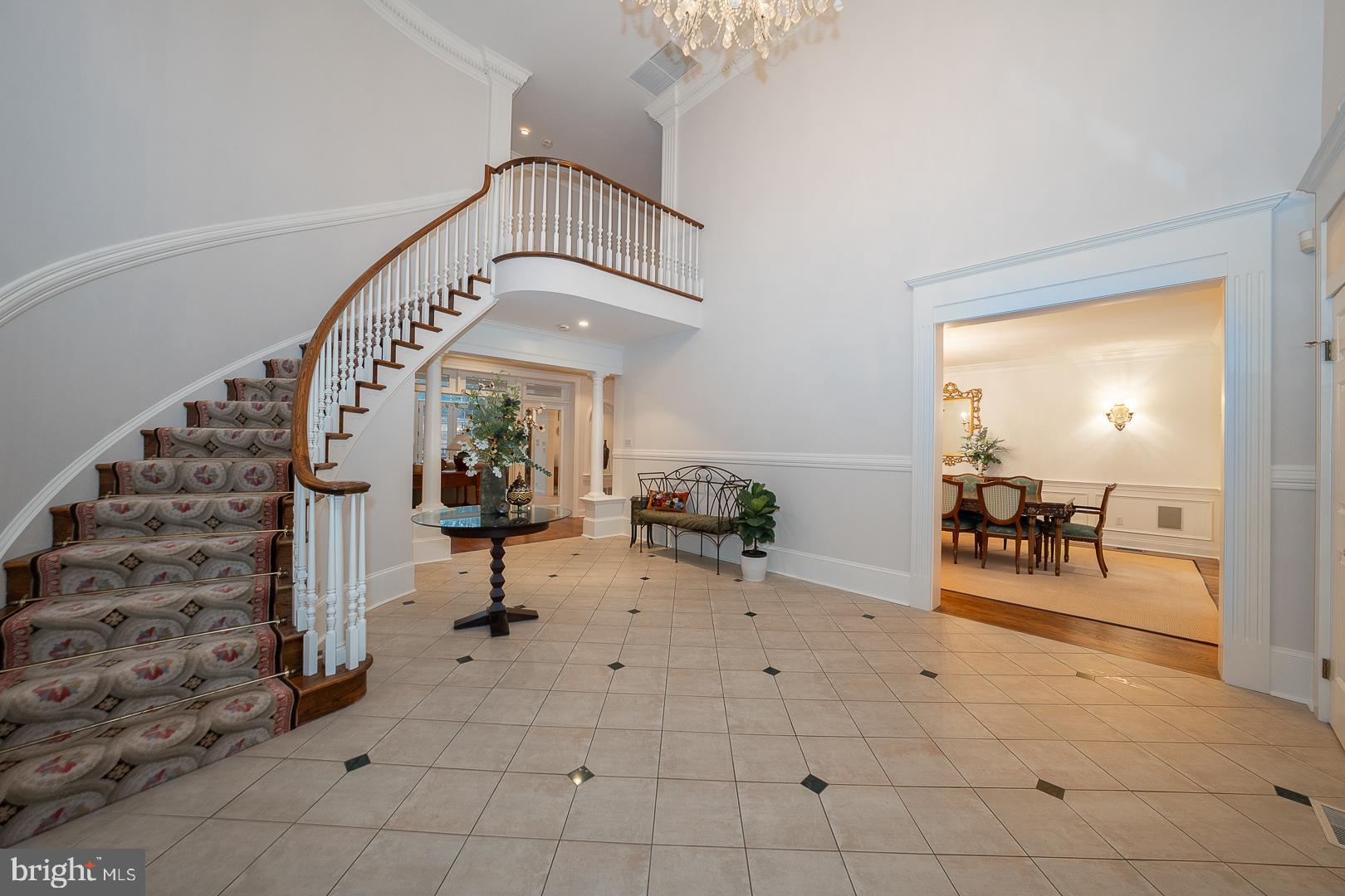 STURBRIDGE - Residential