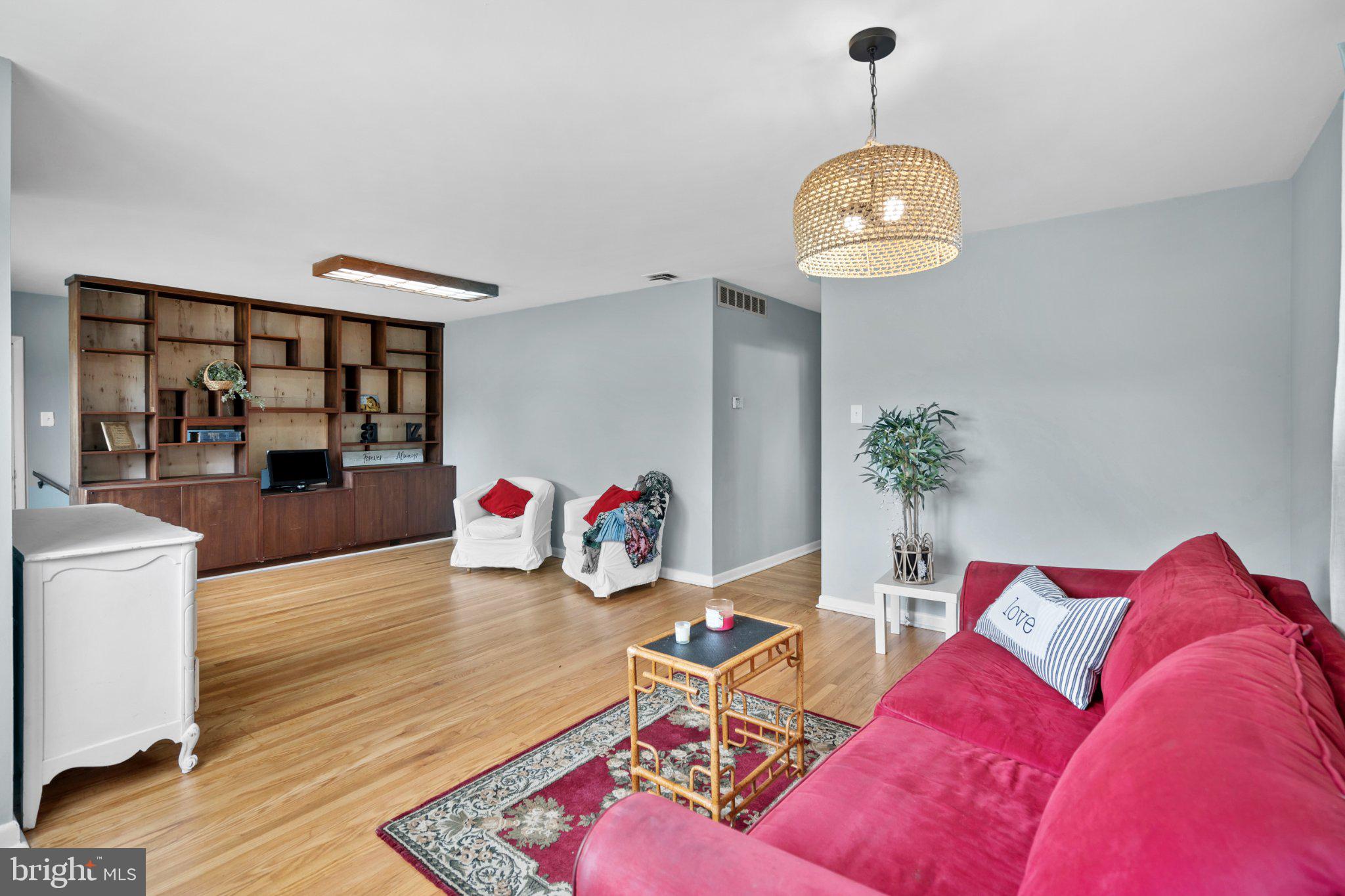 CHELTENHAM - Residential