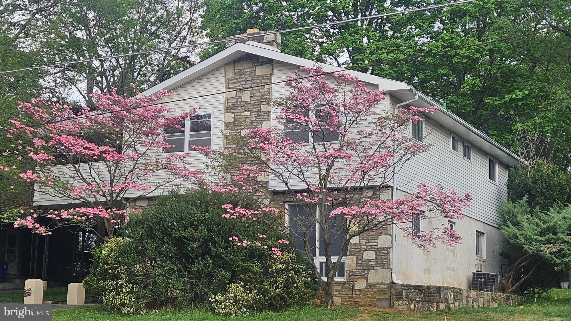 CHELTENHAM - Residential