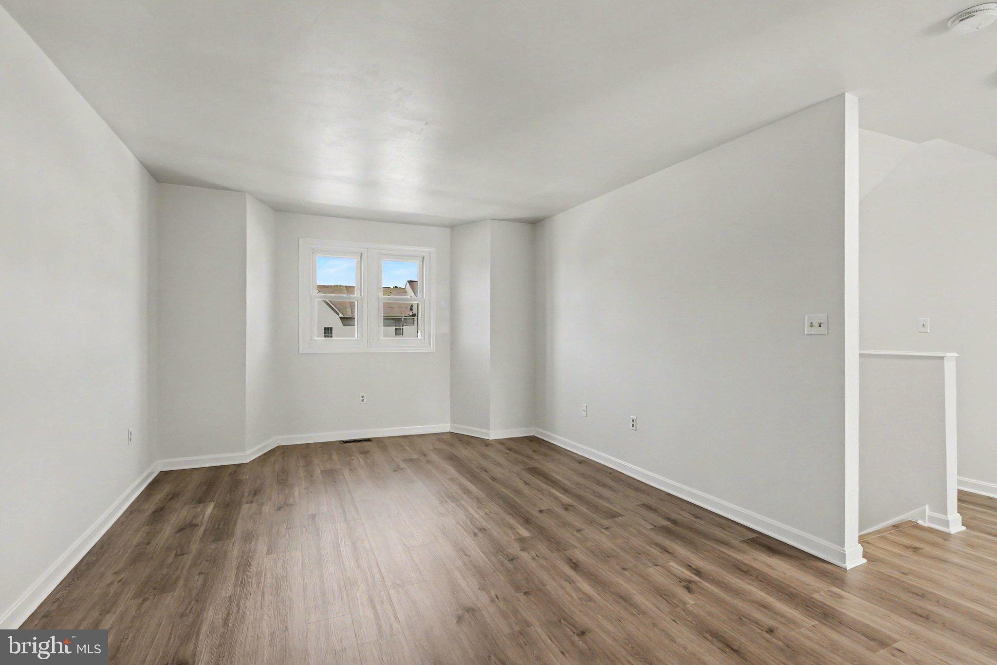 CHARTWOOD MANOR - Residential