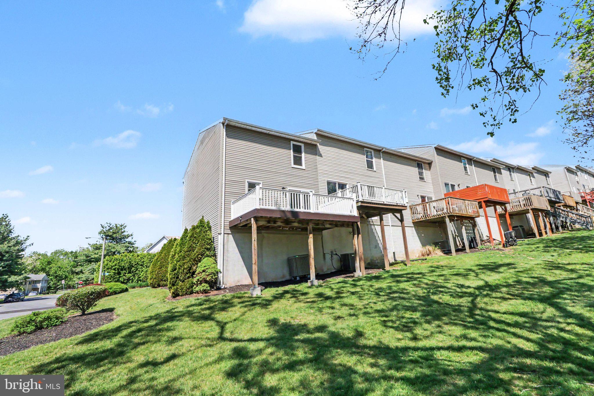 CHARTWOOD MANOR - Residential