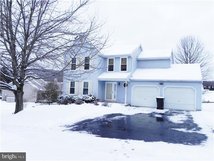 Delightful ready to move in Farming Ridge single.  Living room has designated space for dining area.  Eat in kitchen.  Wood burning fireplace has electric insert.  Neutral colors and carpeting.  Electrical system is wired to accept your auxiliary generator.  Fresh air system and humidifier ensures healthy environment.  A well cared for home in Exeter School District