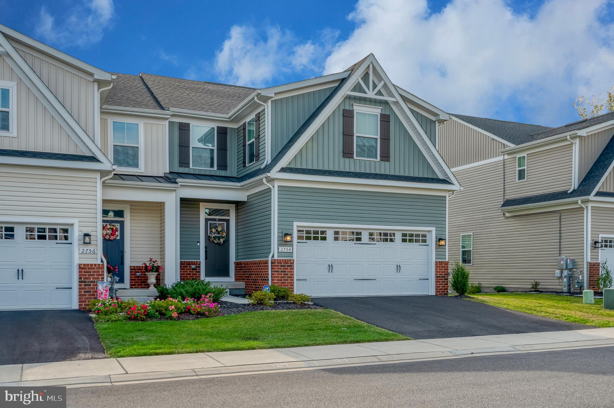 JAMES RUN CARRIAGE HOMES - Residential