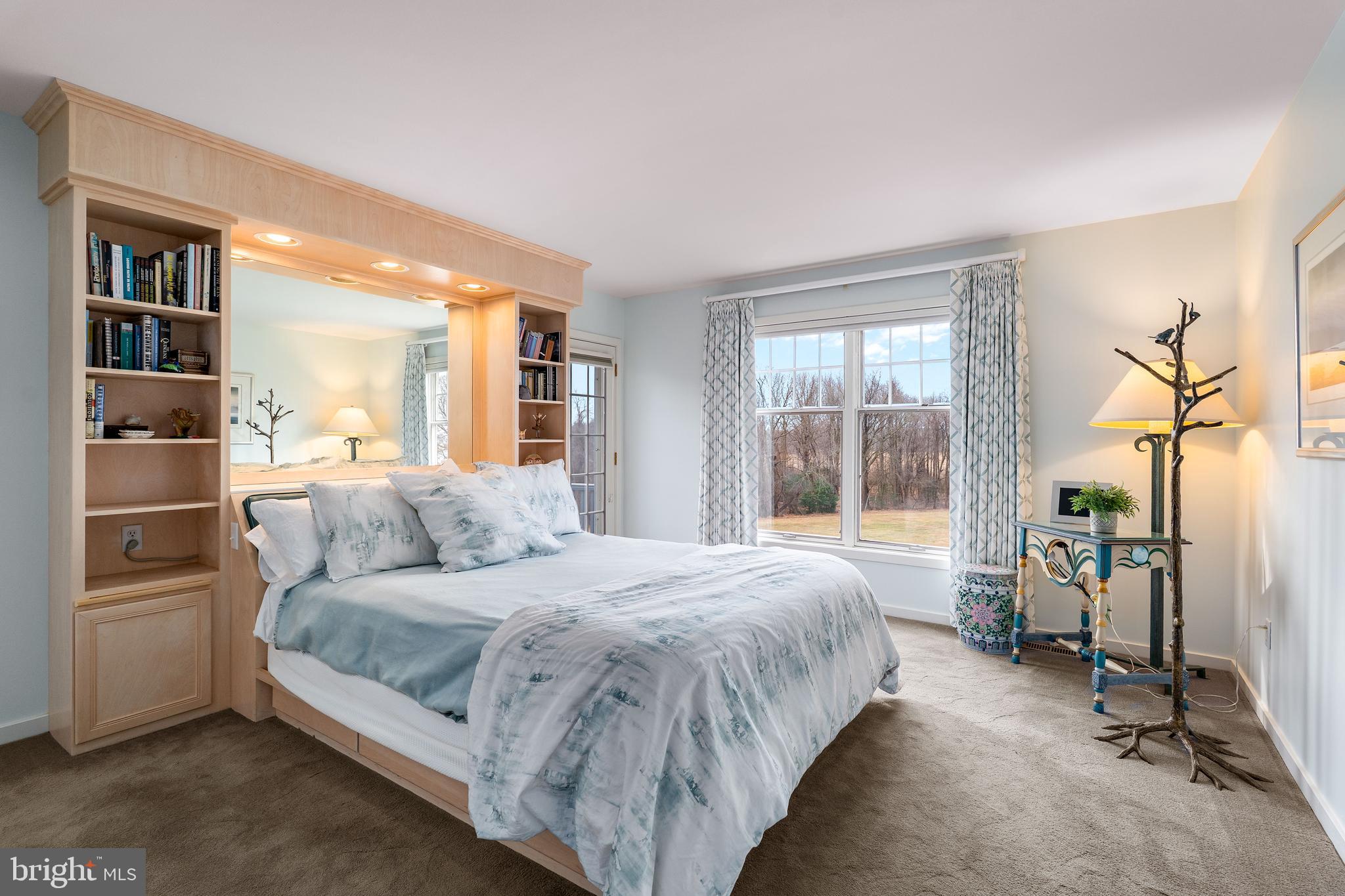 SUNSET POINTE - Residential