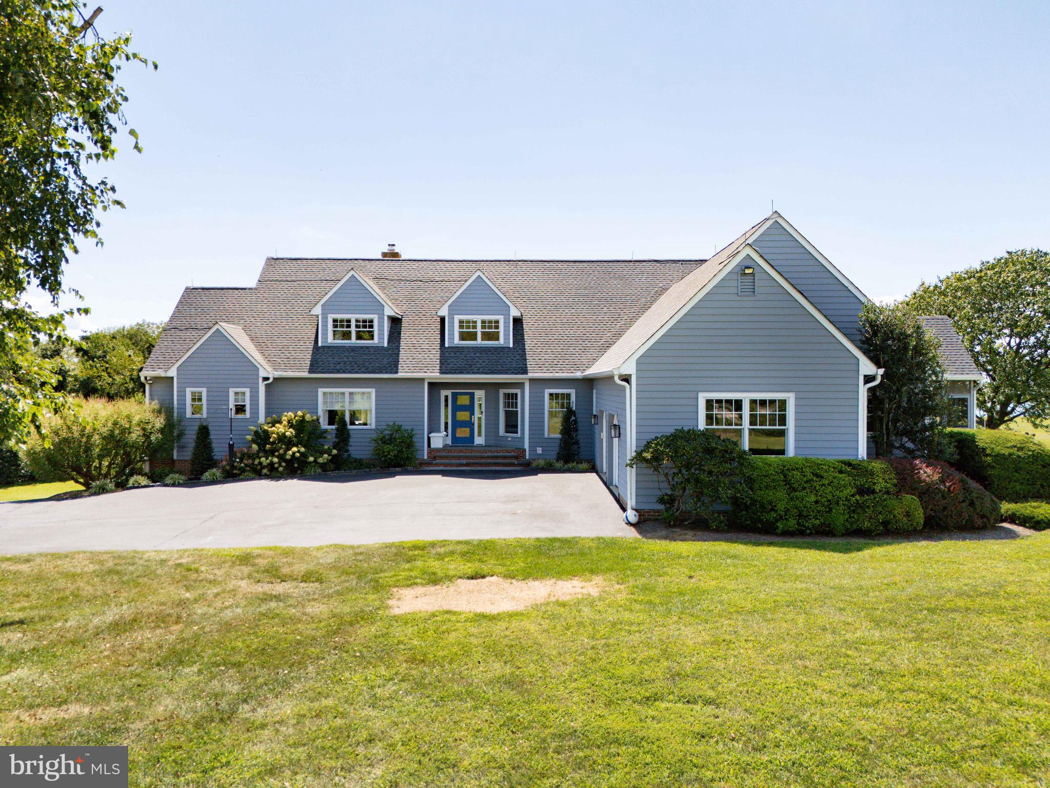 SUNSET POINTE - Residential