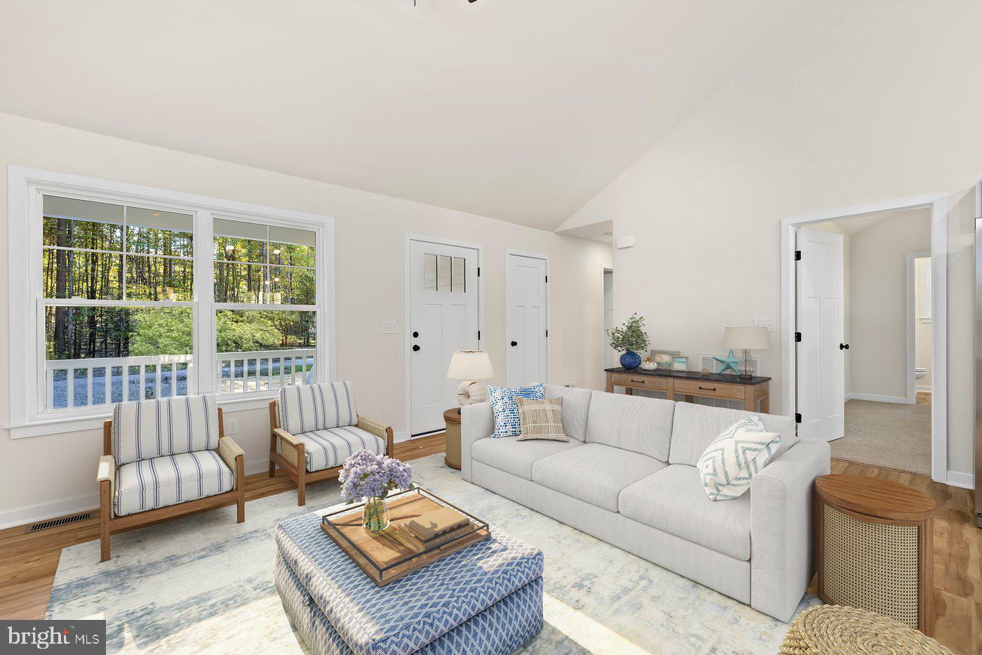 LAKE CAROLINE - Residential