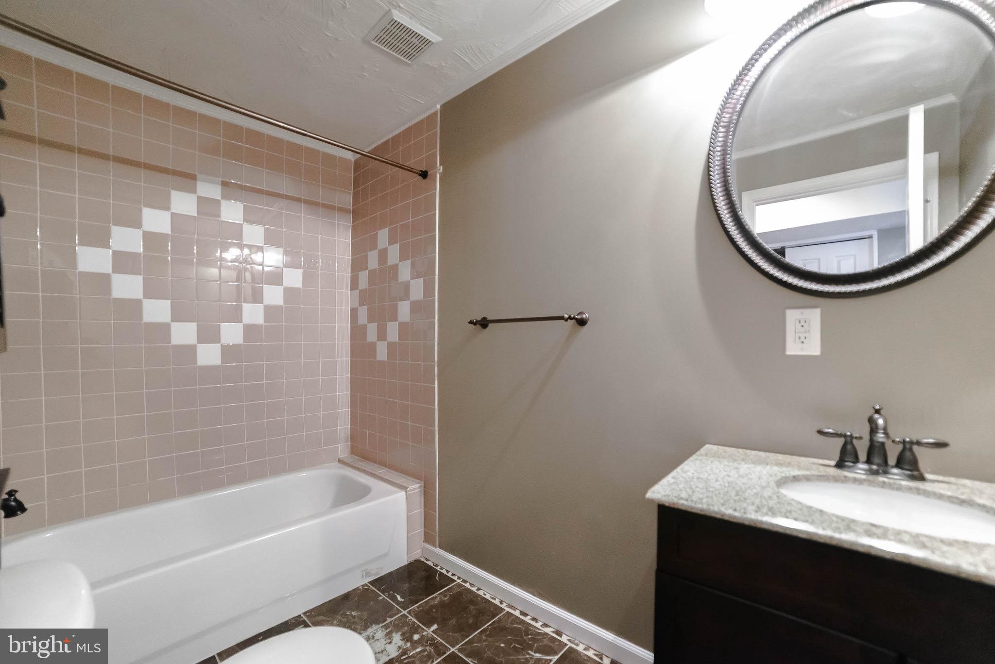 CAMDEN ESTATES - Residential