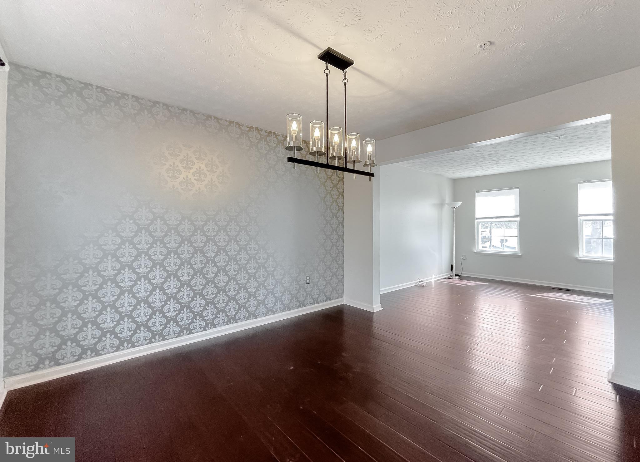CAMDEN ESTATES - Residential