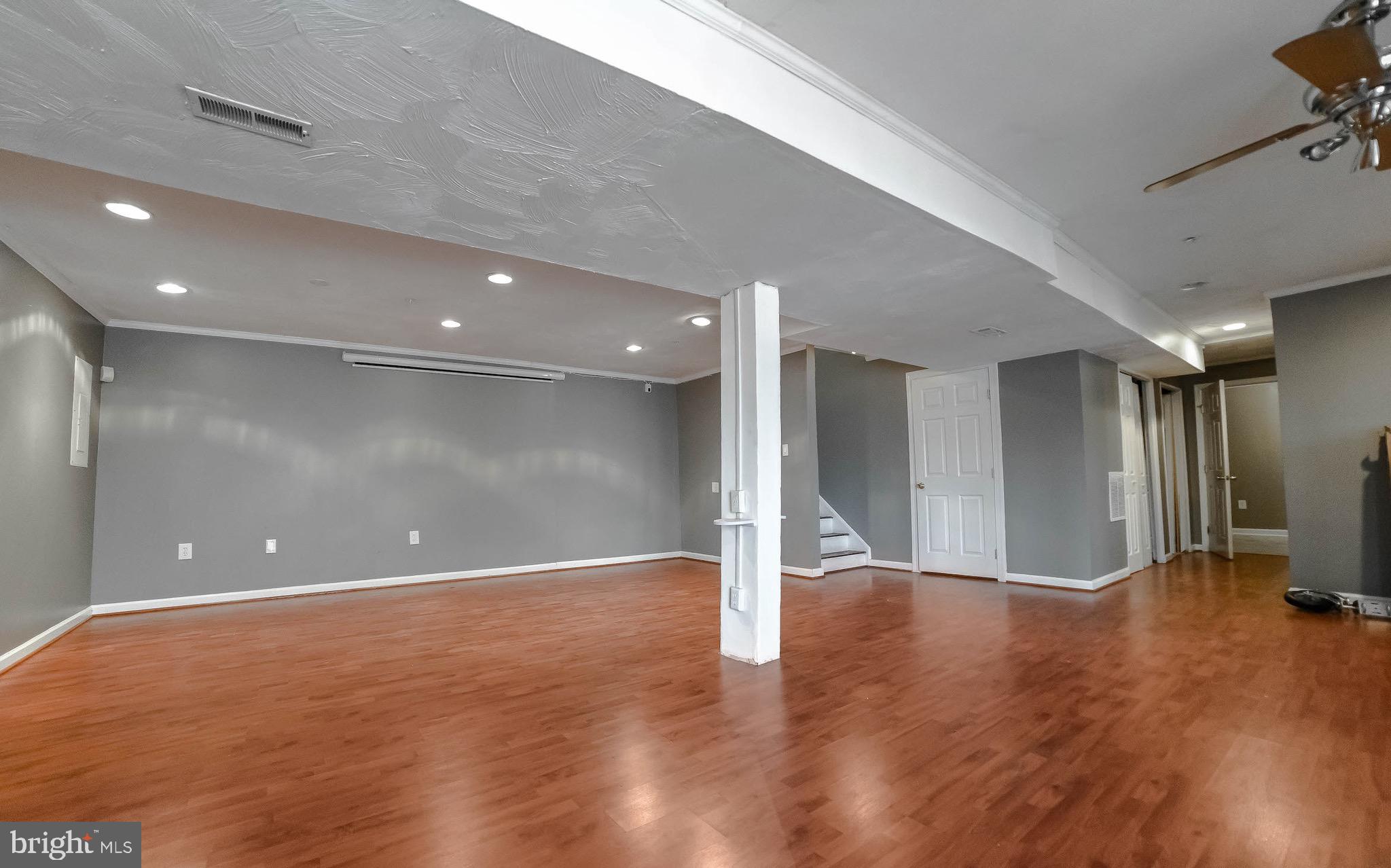 CAMDEN ESTATES - Residential