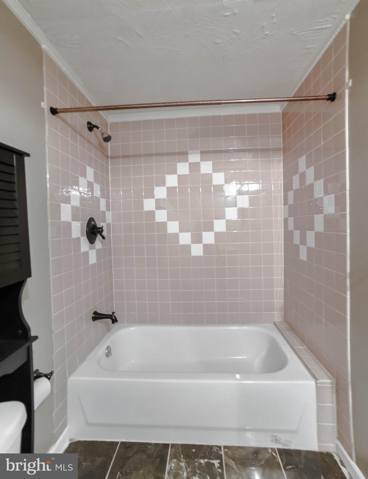 CAMDEN ESTATES - Residential
