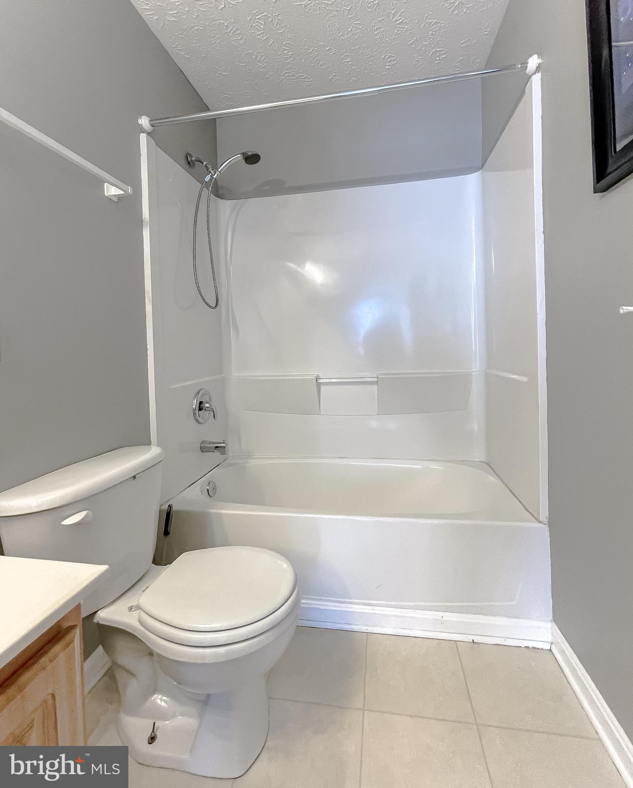 CAMDEN ESTATES - Residential