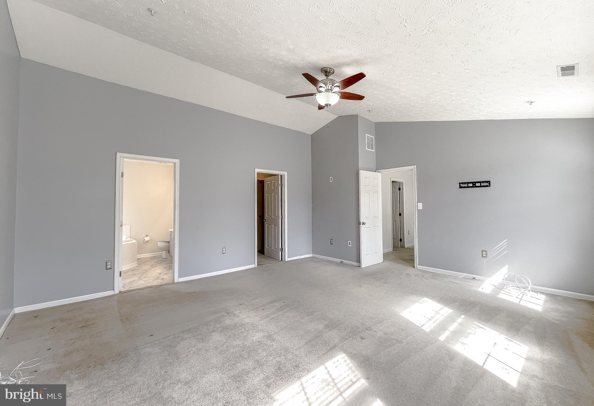 CAMDEN ESTATES - Residential