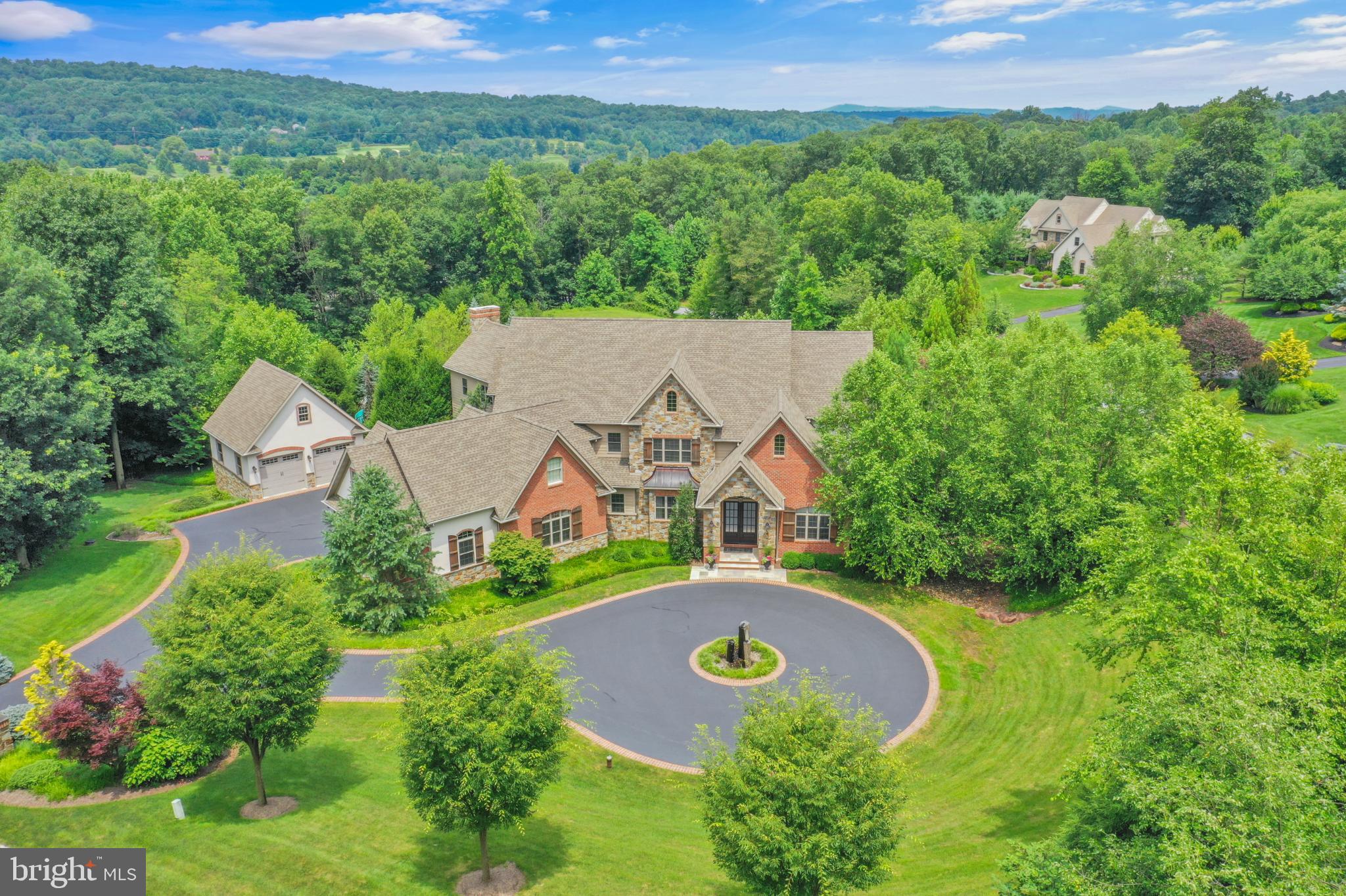 STONEHILL - Residential