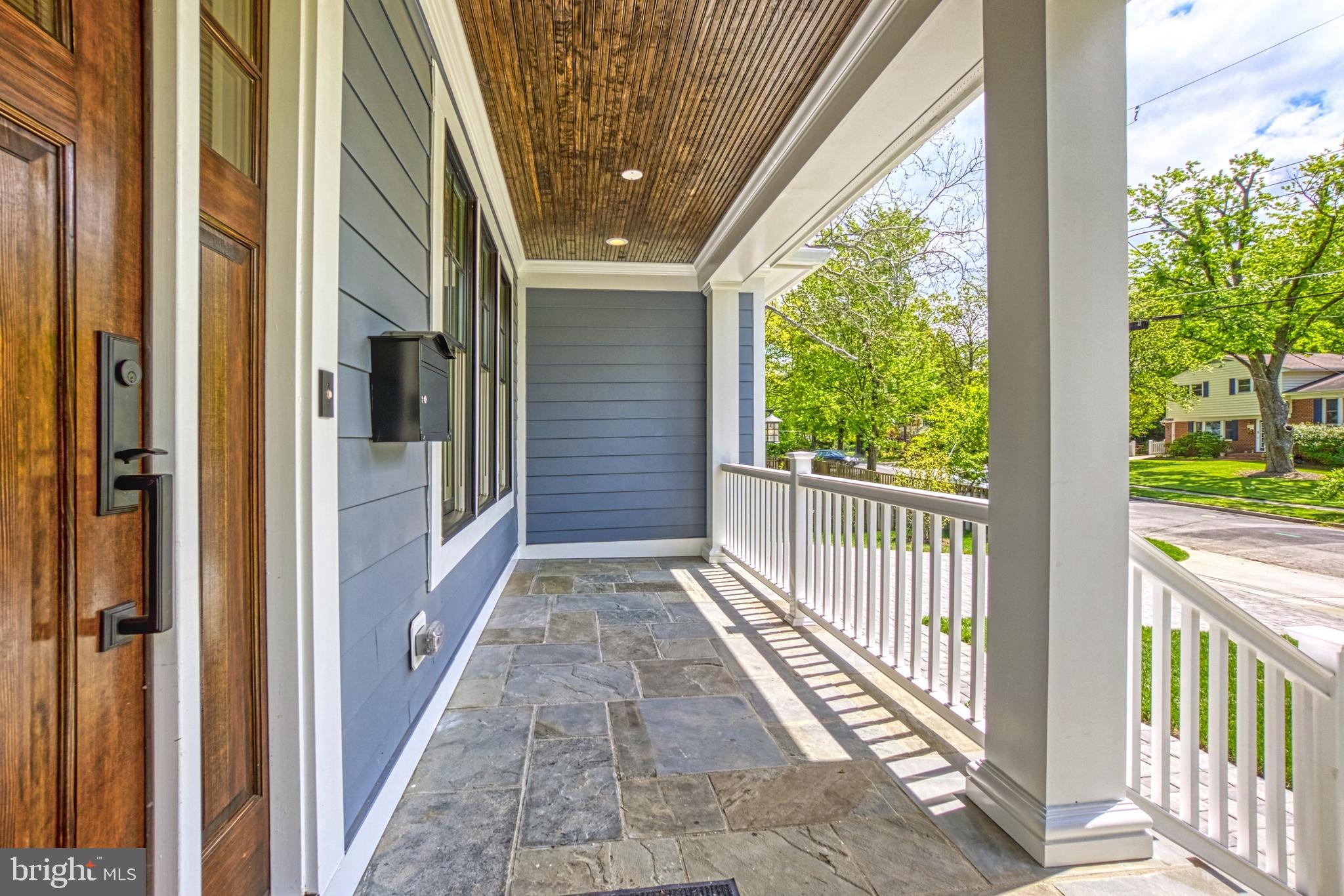 GRASS RIDGE - Residential