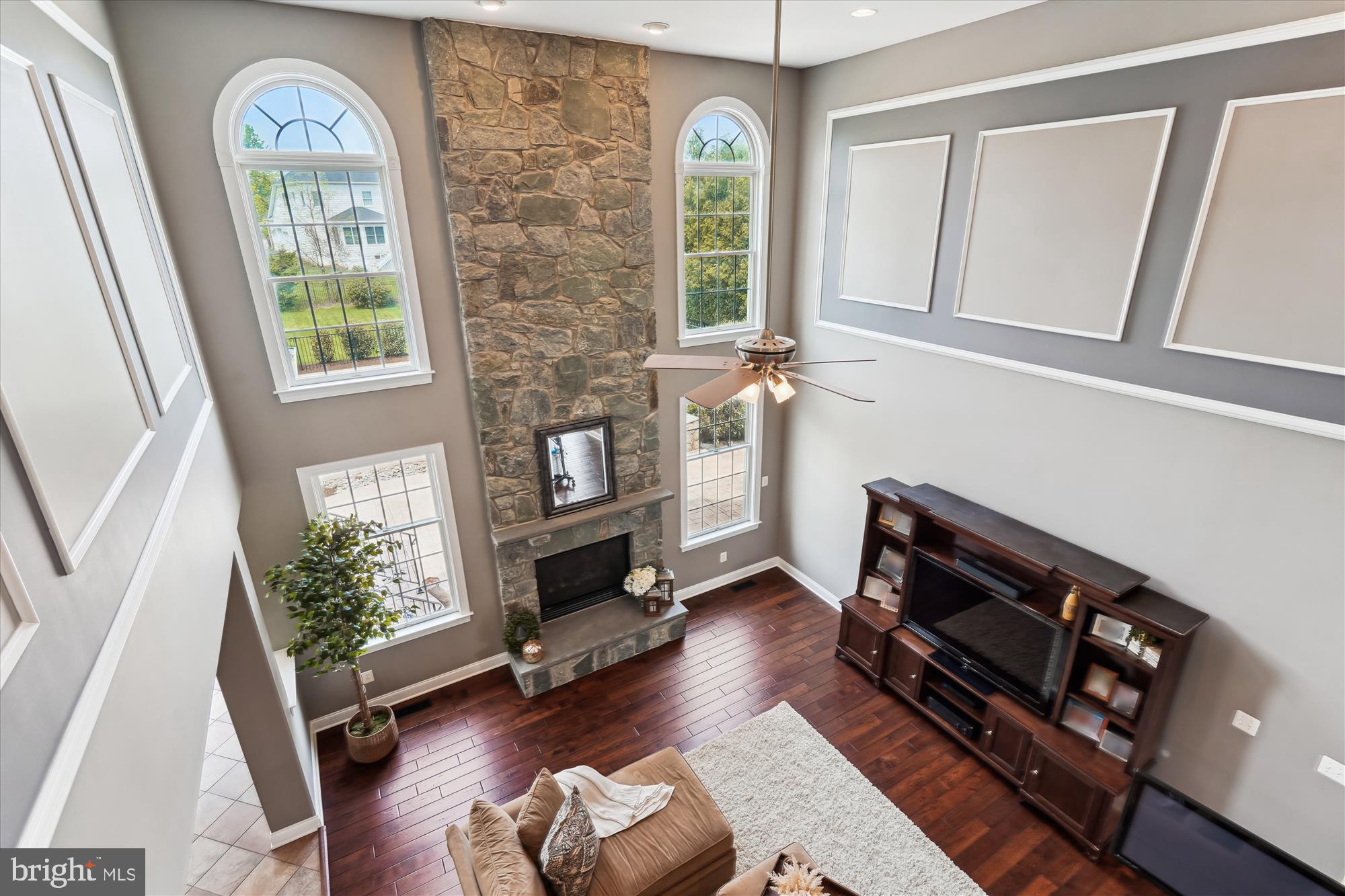 SOUTH RIDING - Residential