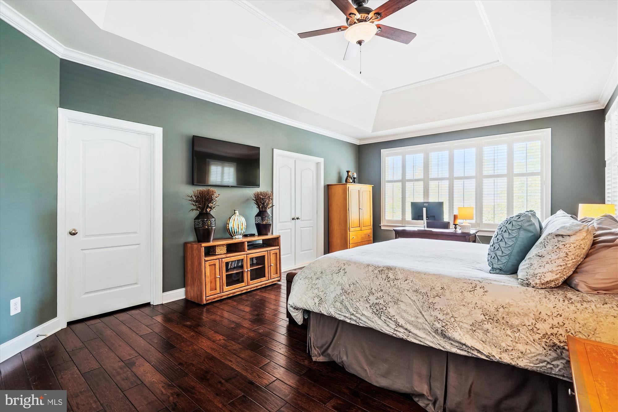 SOUTH RIDING - Residential