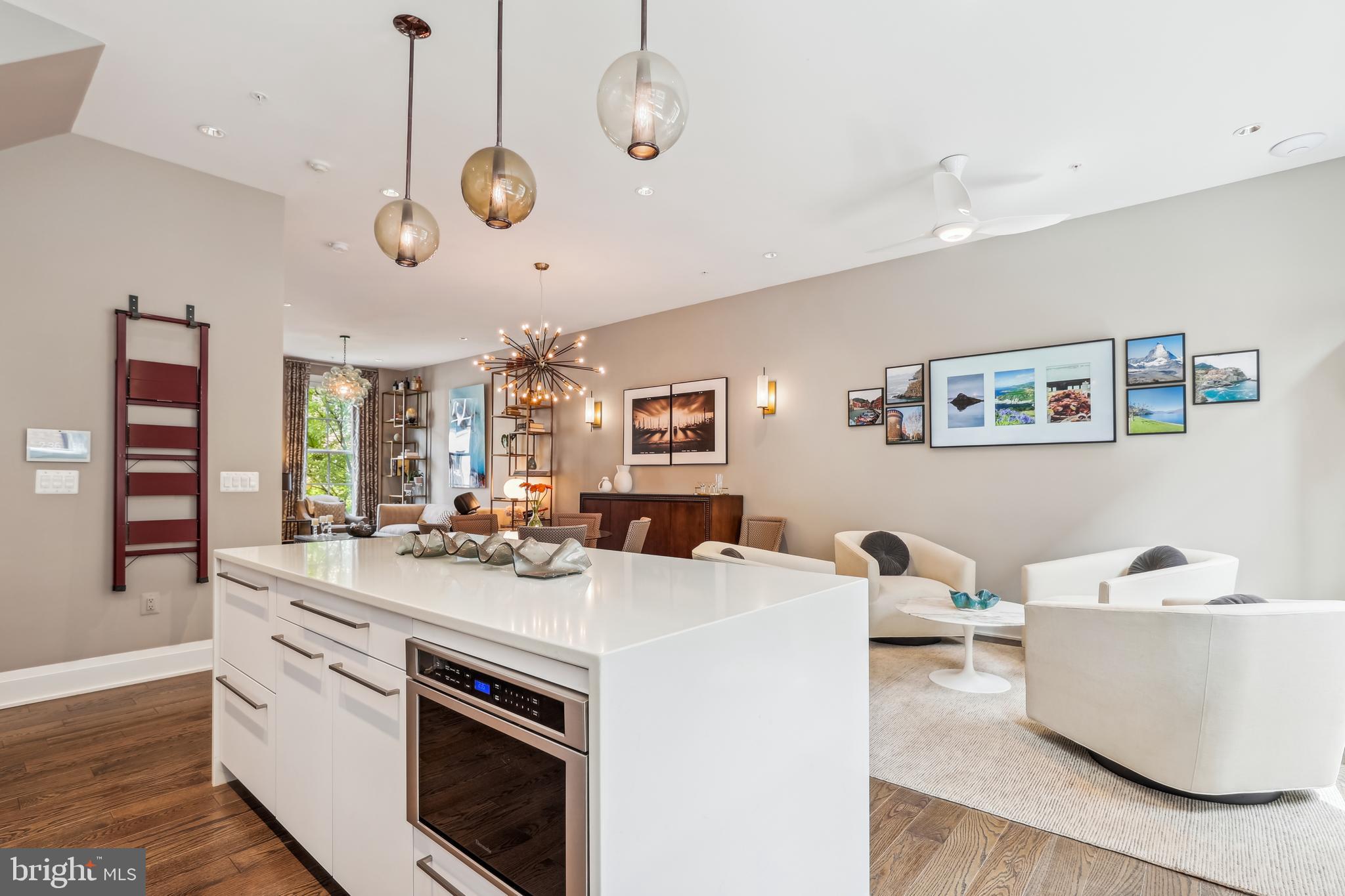 ROBINSON LANDING - Residential