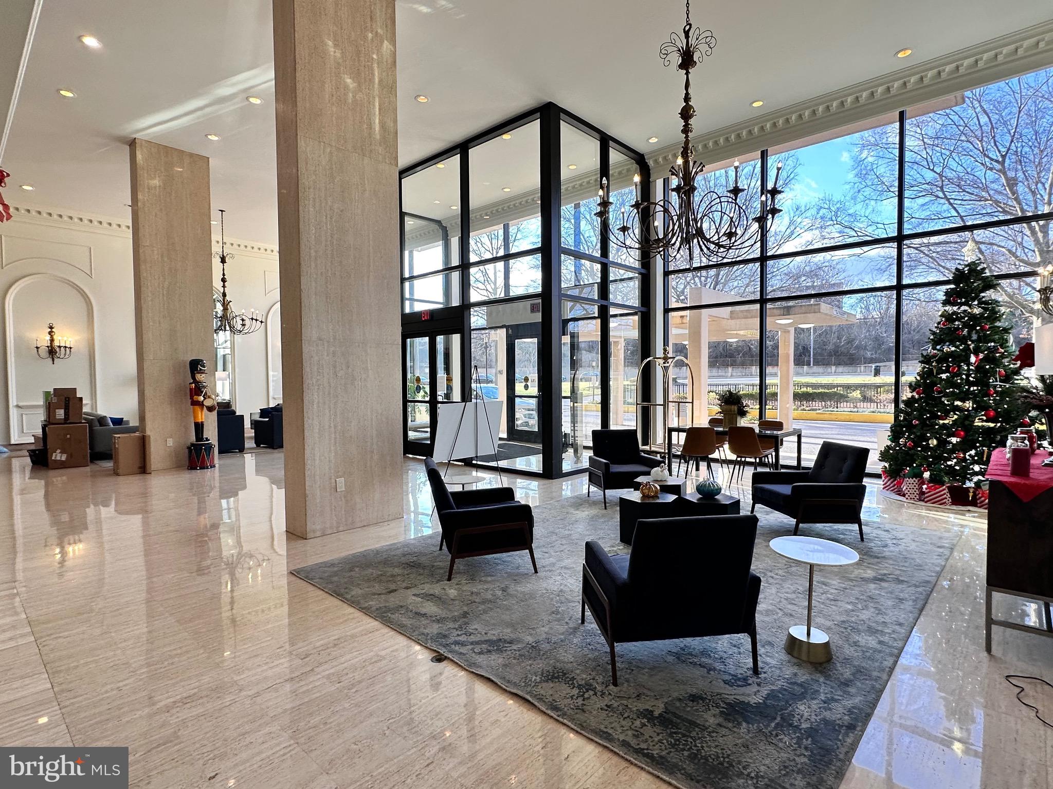 HORIZON HOUSE - Residential Lease