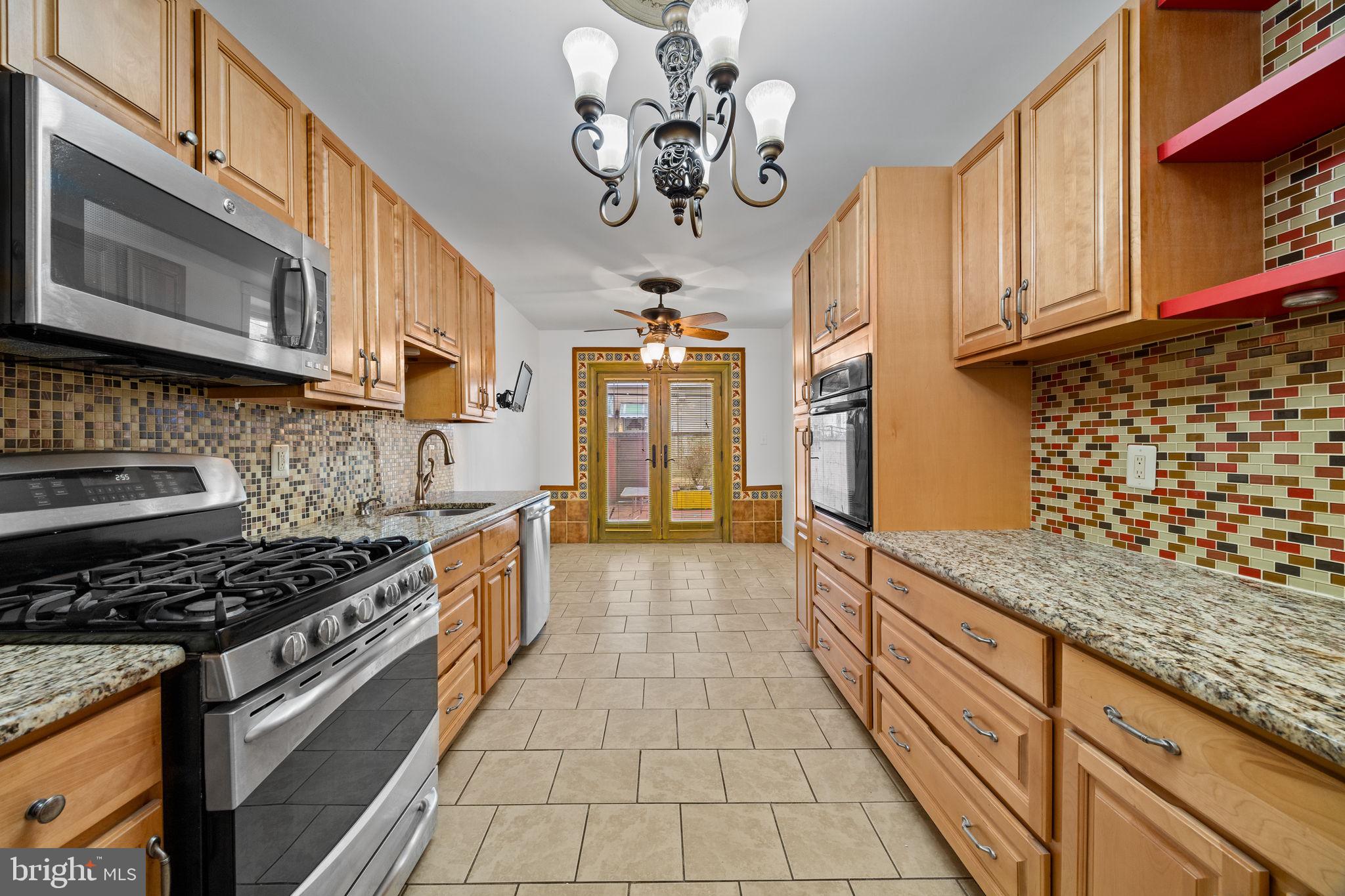 LOWER MOYAMENSING - Residential