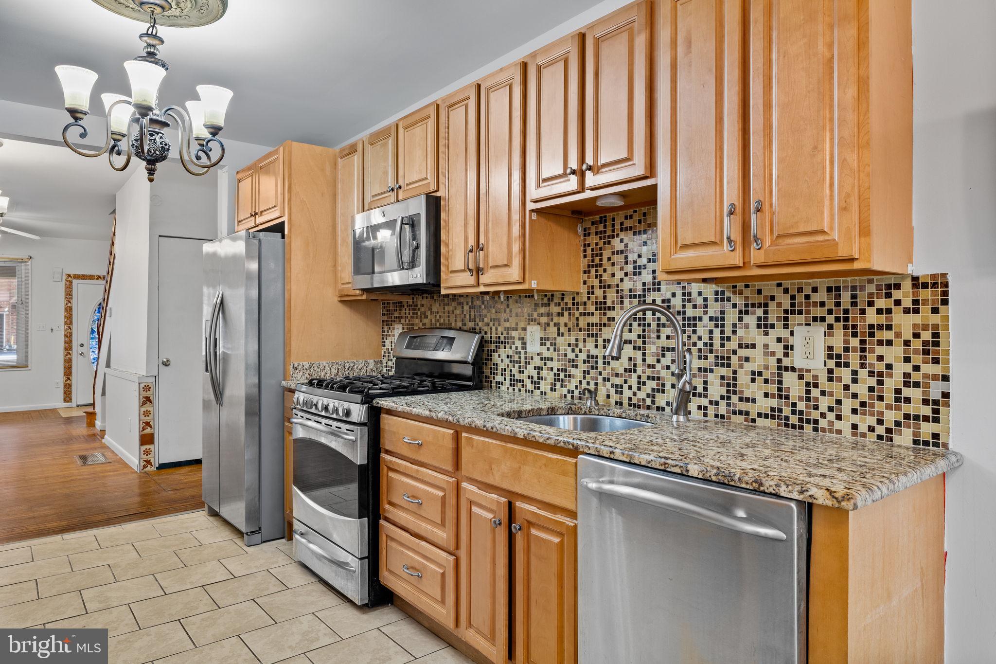 LOWER MOYAMENSING - Residential