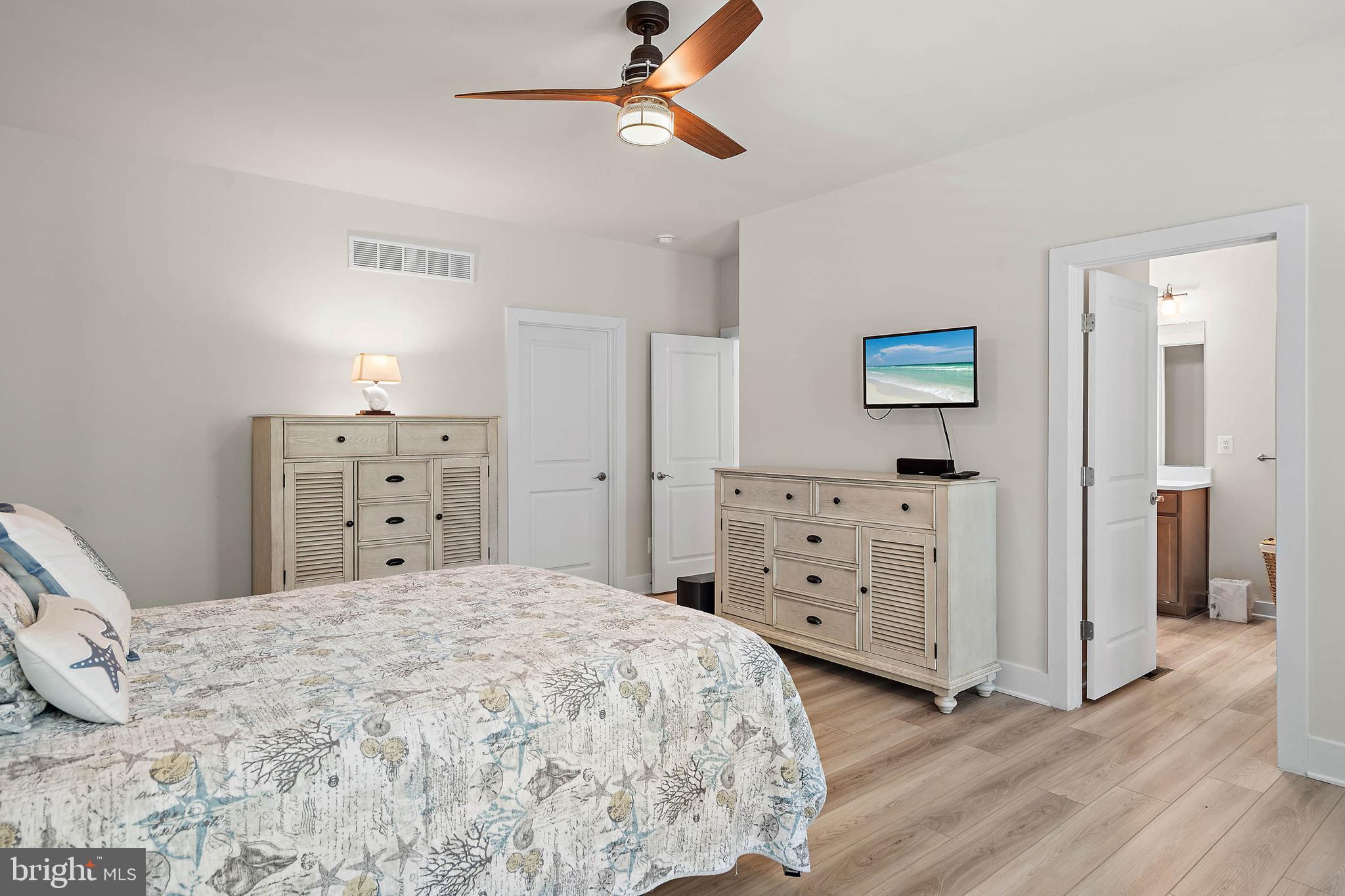 HAWTHORNE - Residential