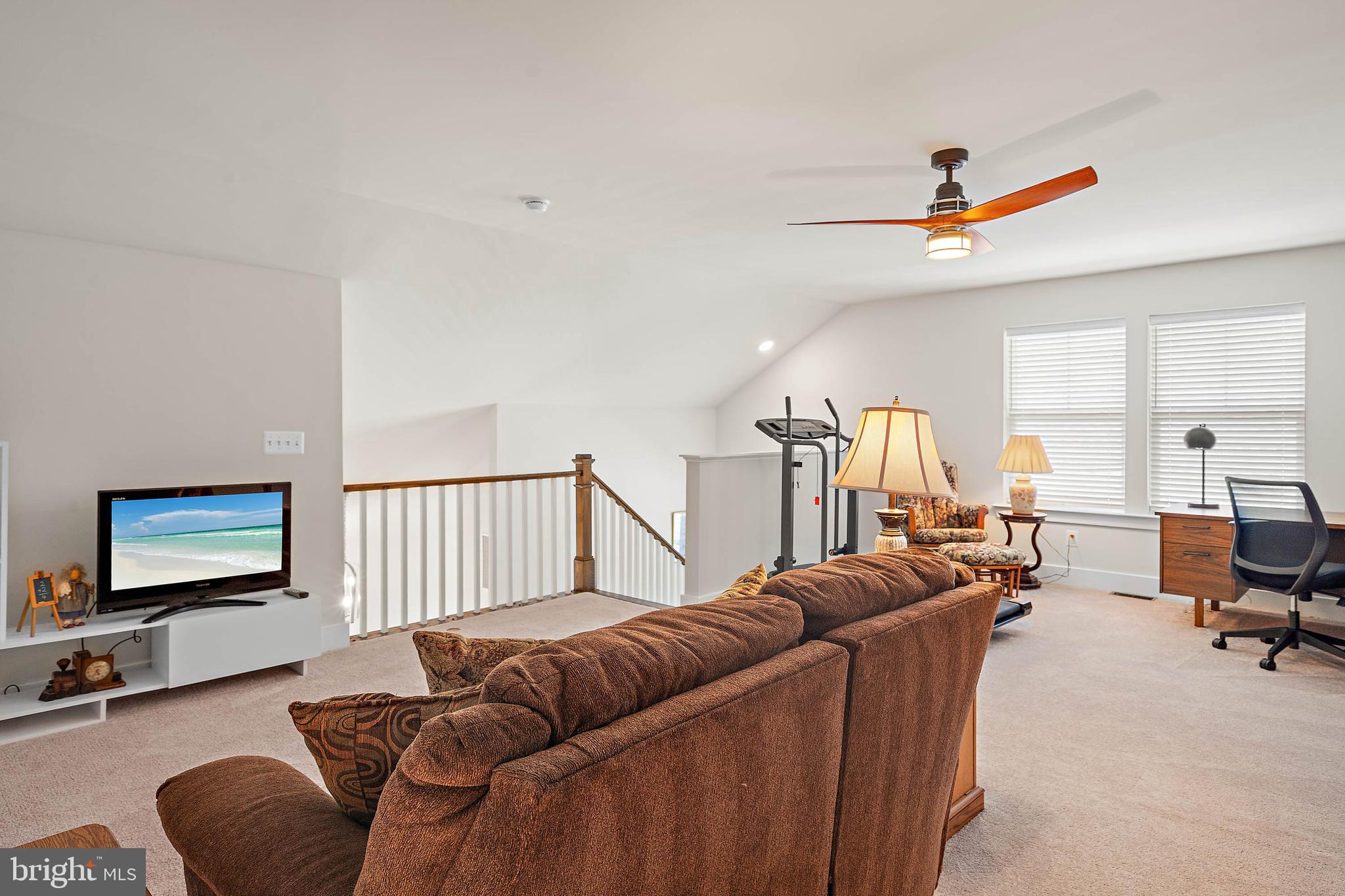 HAWTHORNE - Residential