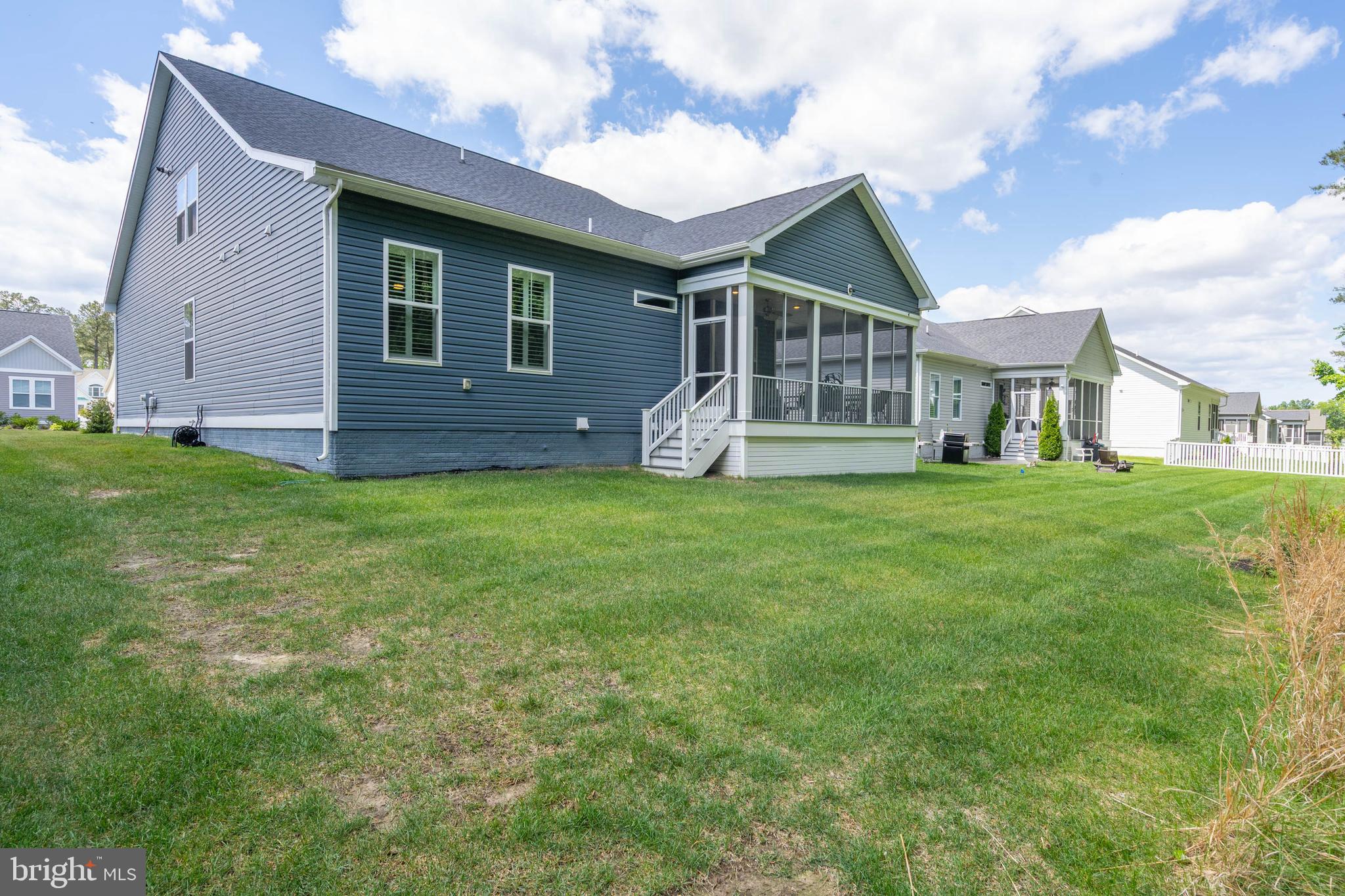 HAWTHORNE - Residential