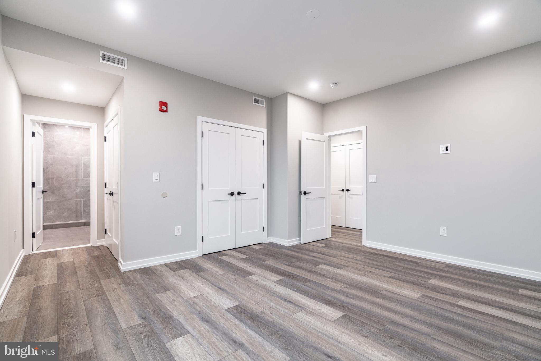 GRADUATE HOSPITAL - Residential Income