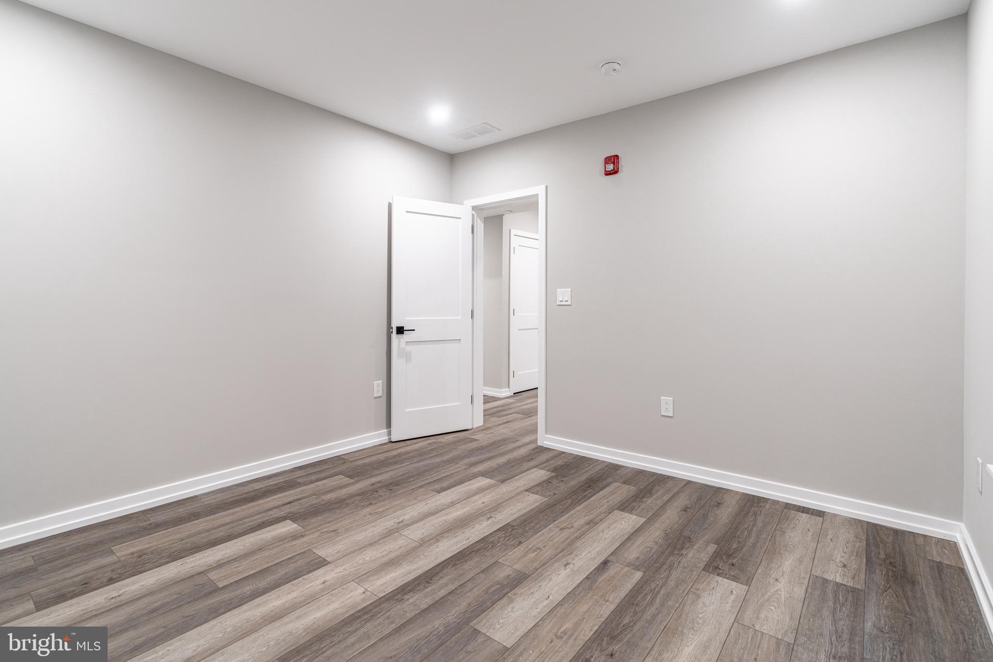 GRADUATE HOSPITAL - Residential Income