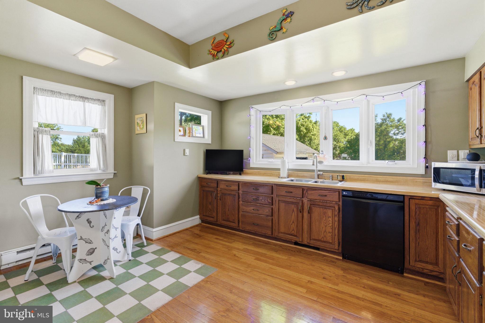 ABERDEEN HILLS - Residential