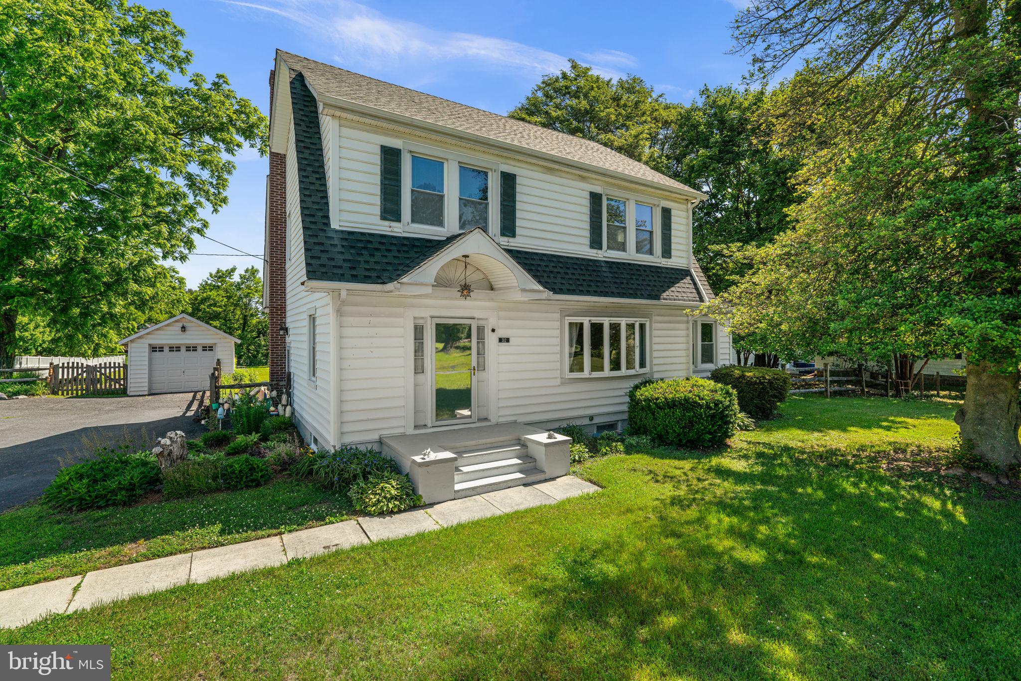 ABERDEEN HILLS - Residential