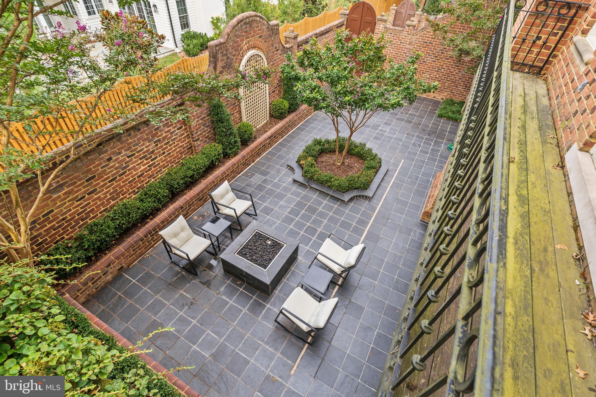 MERRYHILL - Residential