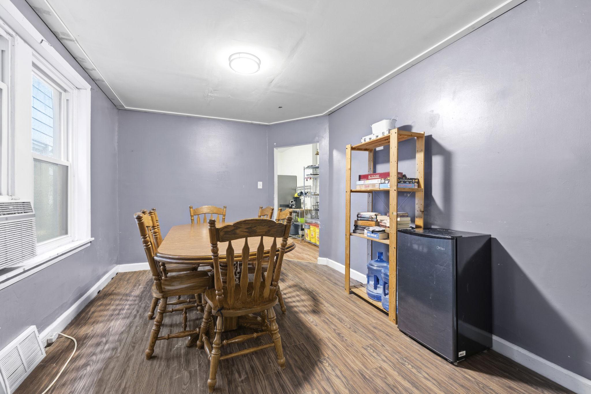LINWOOD - Residential