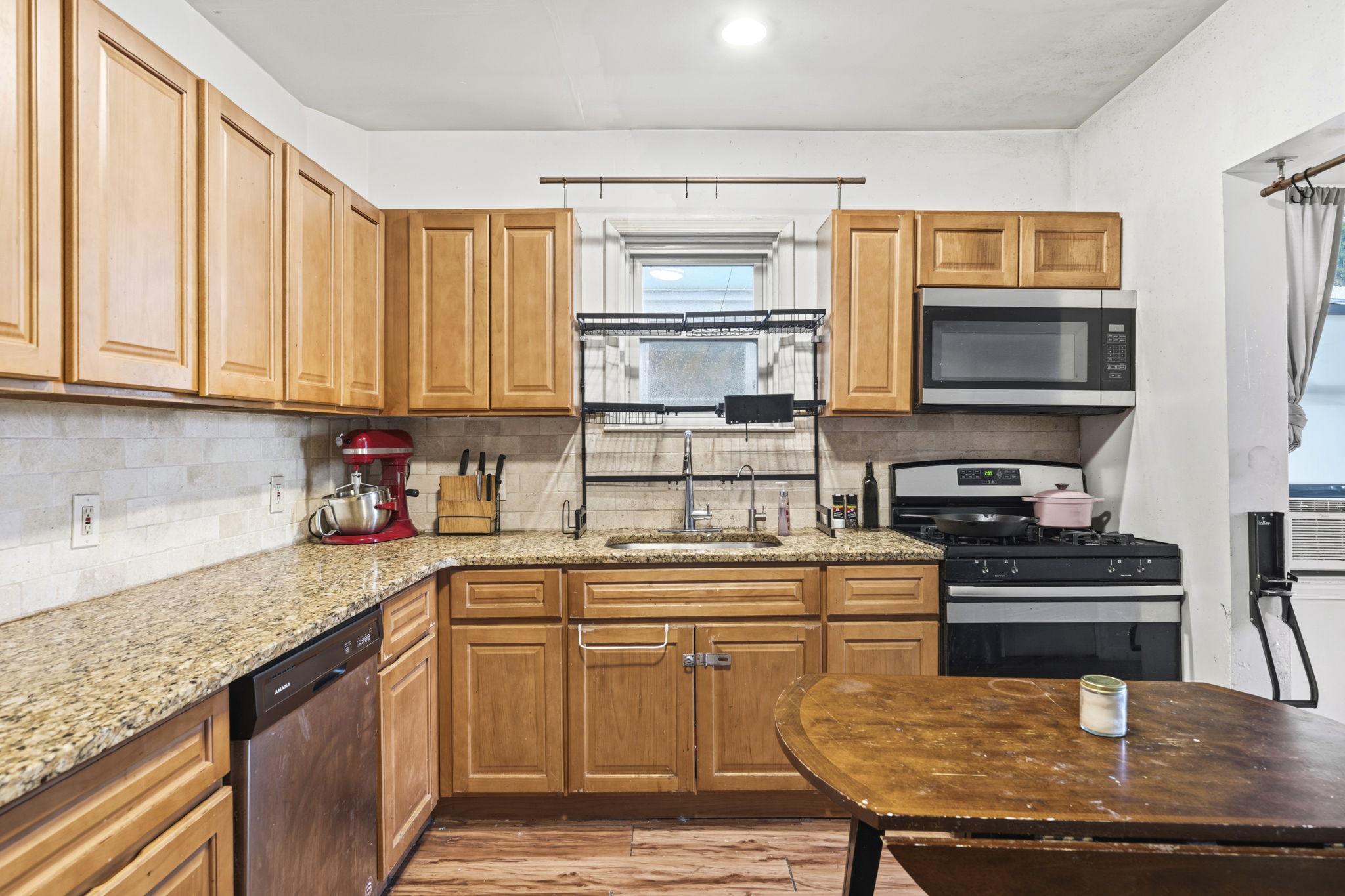 LINWOOD - Residential