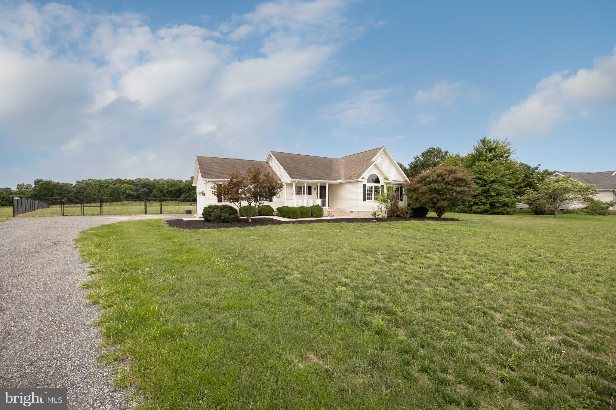 TRINITY MANOR - Residential