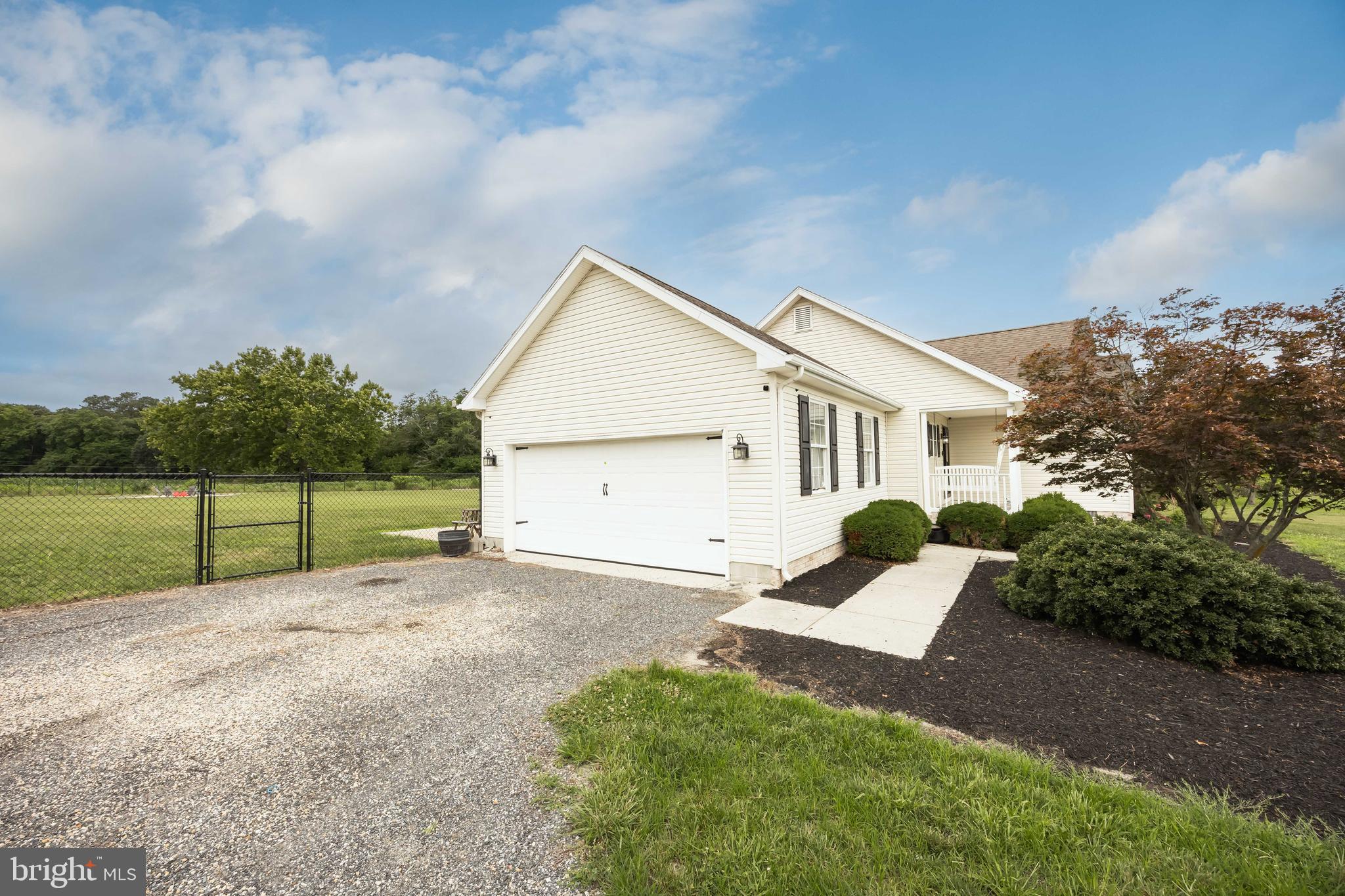 TRINITY MANOR - Residential