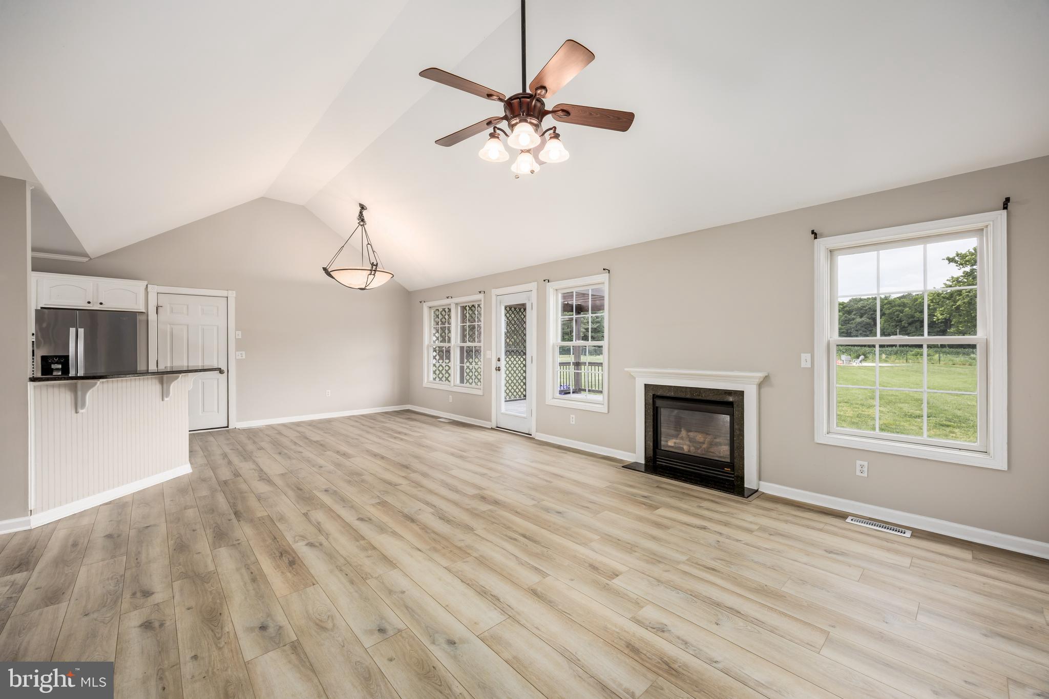 TRINITY MANOR - Residential