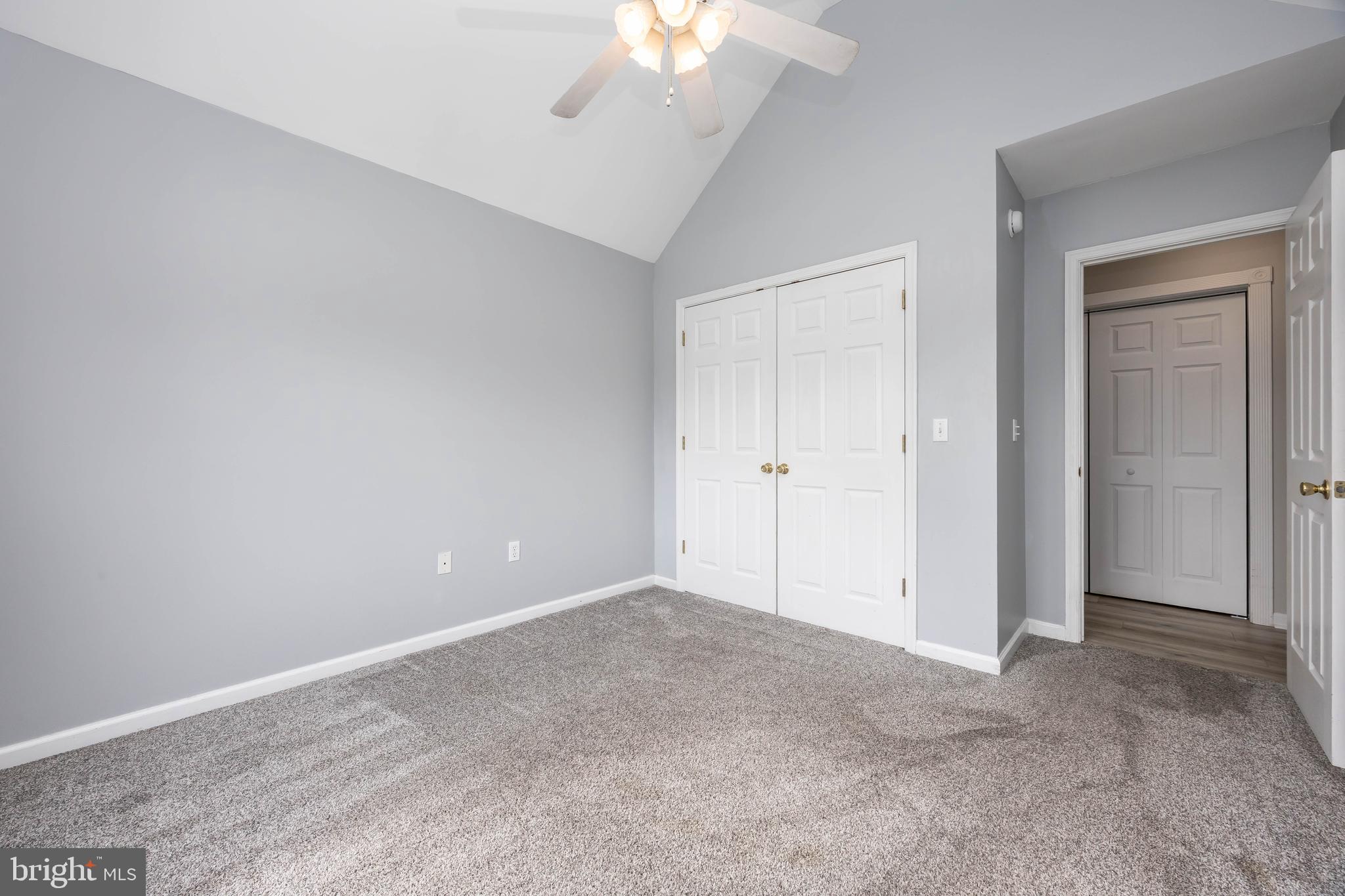 TRINITY MANOR - Residential
