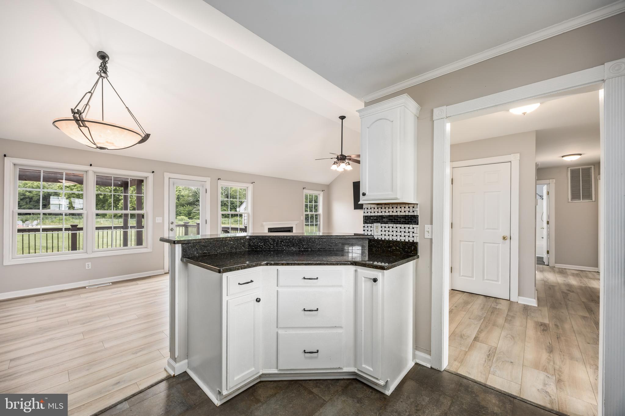 TRINITY MANOR - Residential