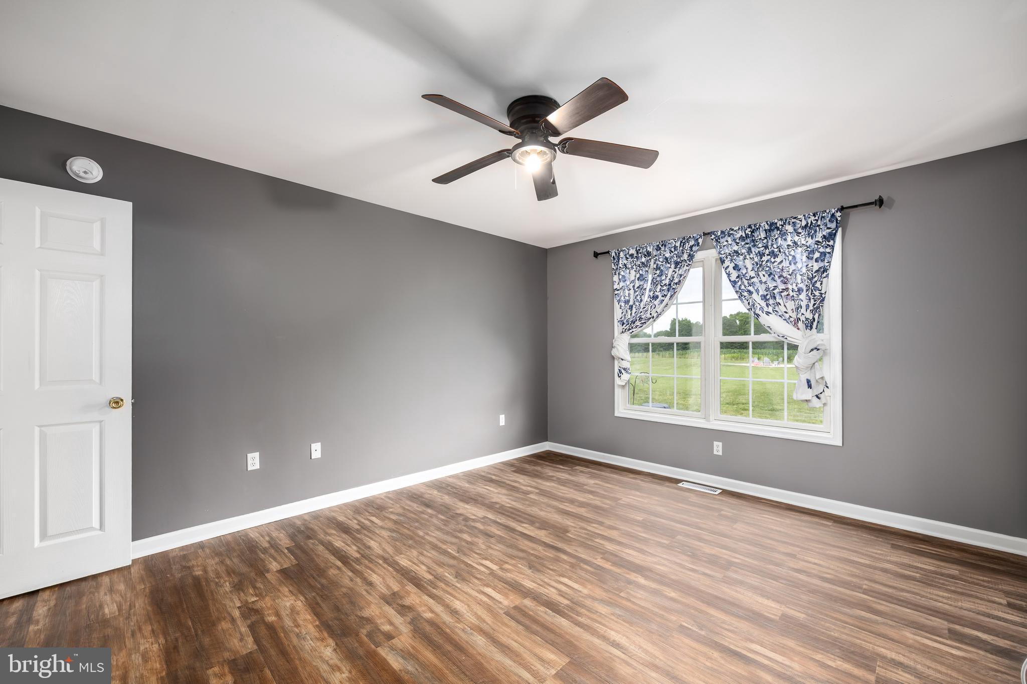 TRINITY MANOR - Residential