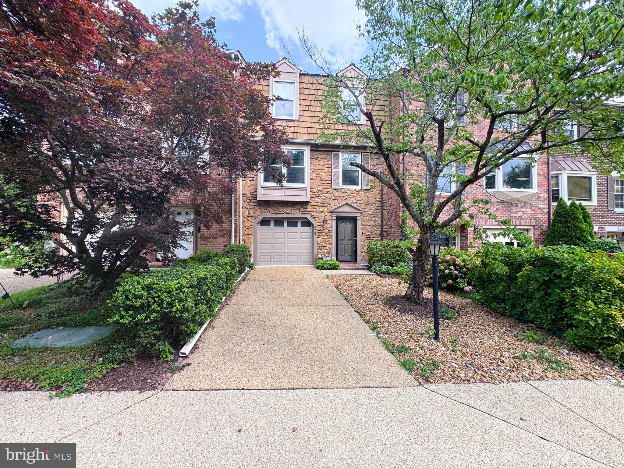 GLEN HAVEN - Residential
