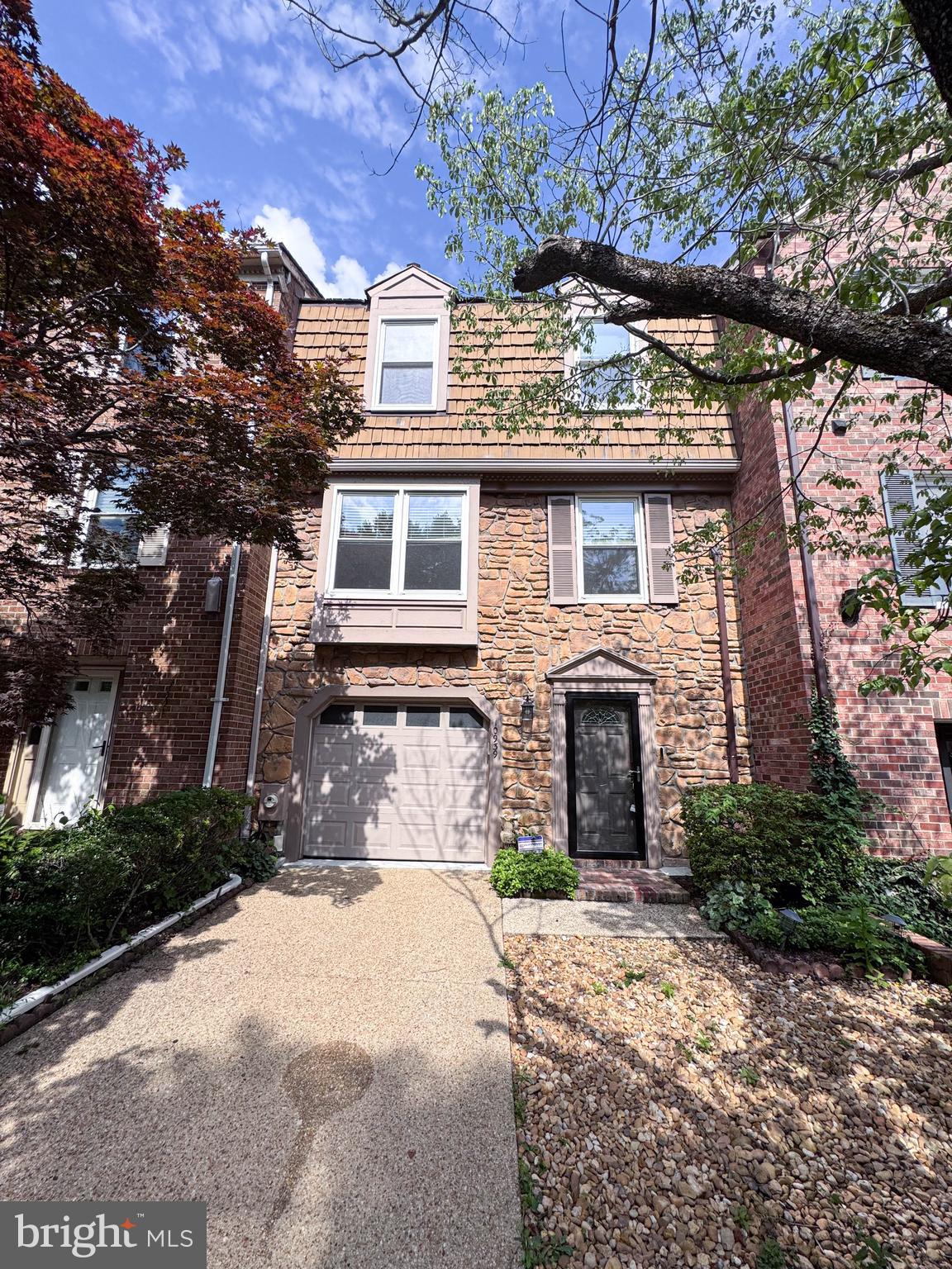GLEN HAVEN - Residential