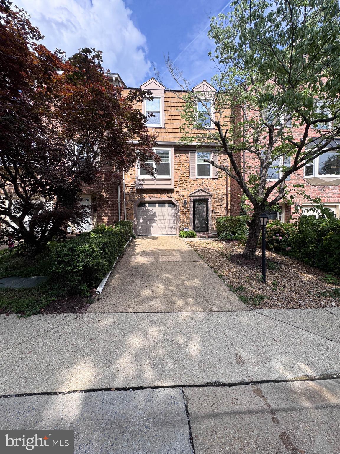 GLEN HAVEN - Residential