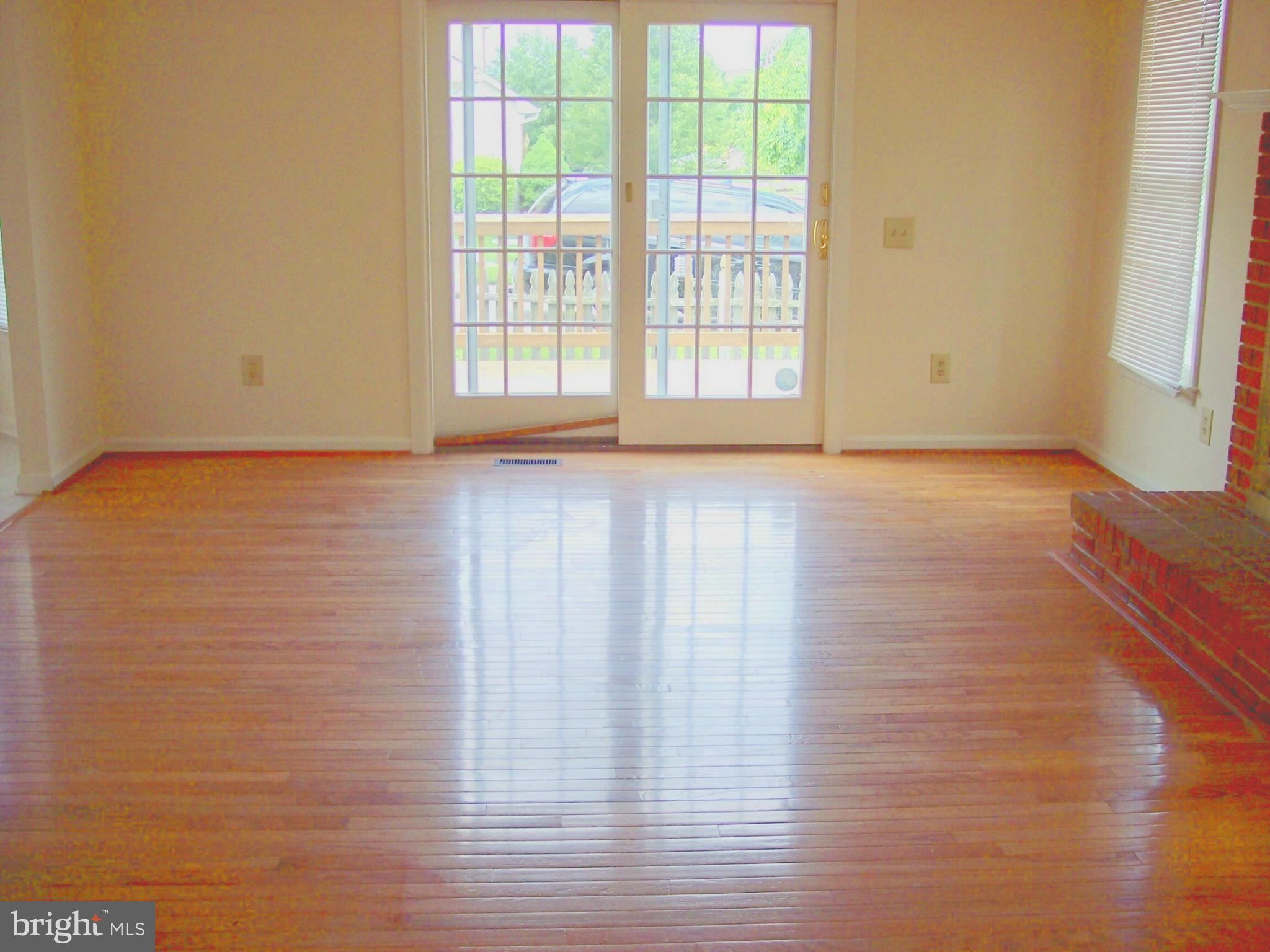 HIGHLAND MEADOWS - Residential Lease