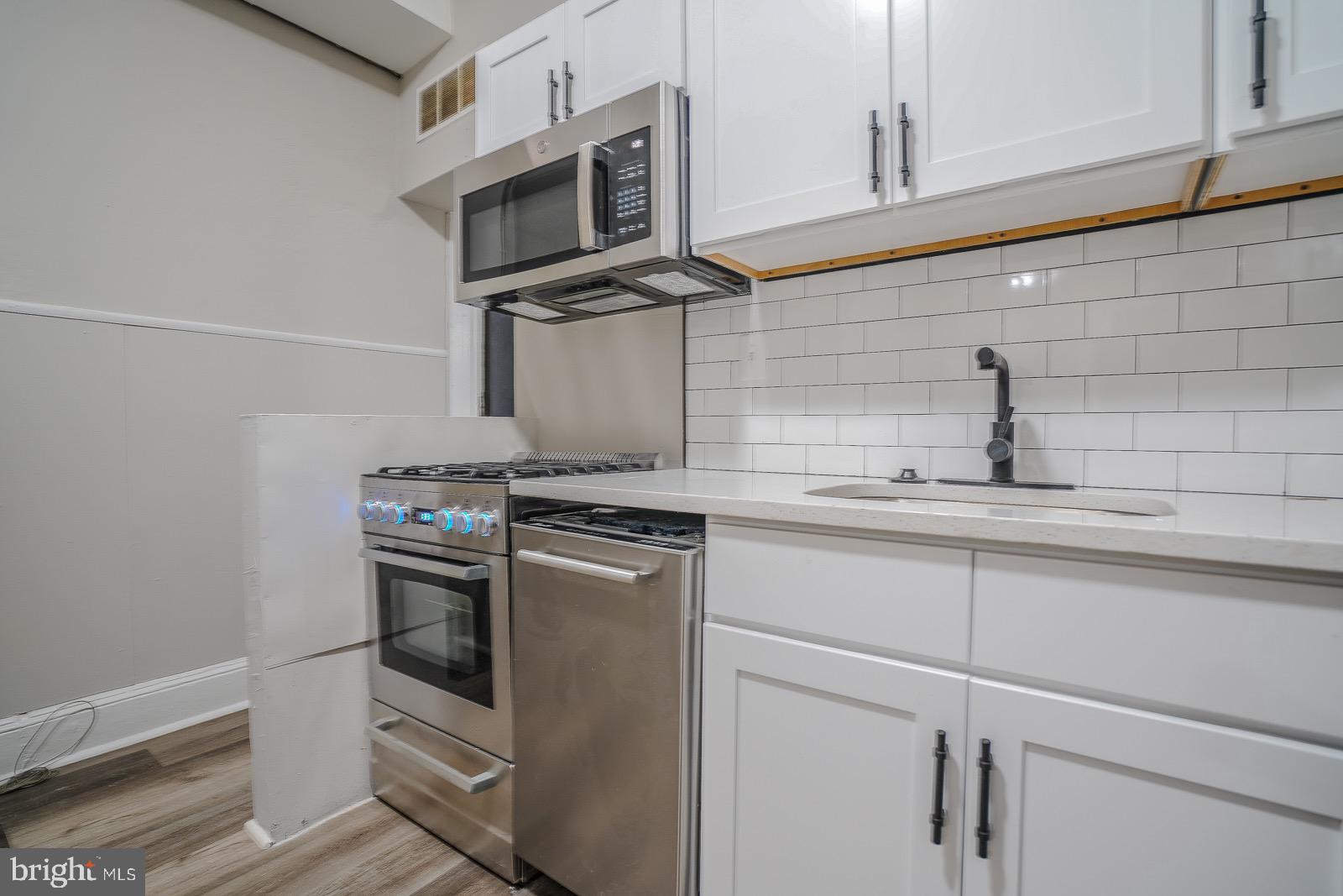 FRANCISVILLE - Residential Lease