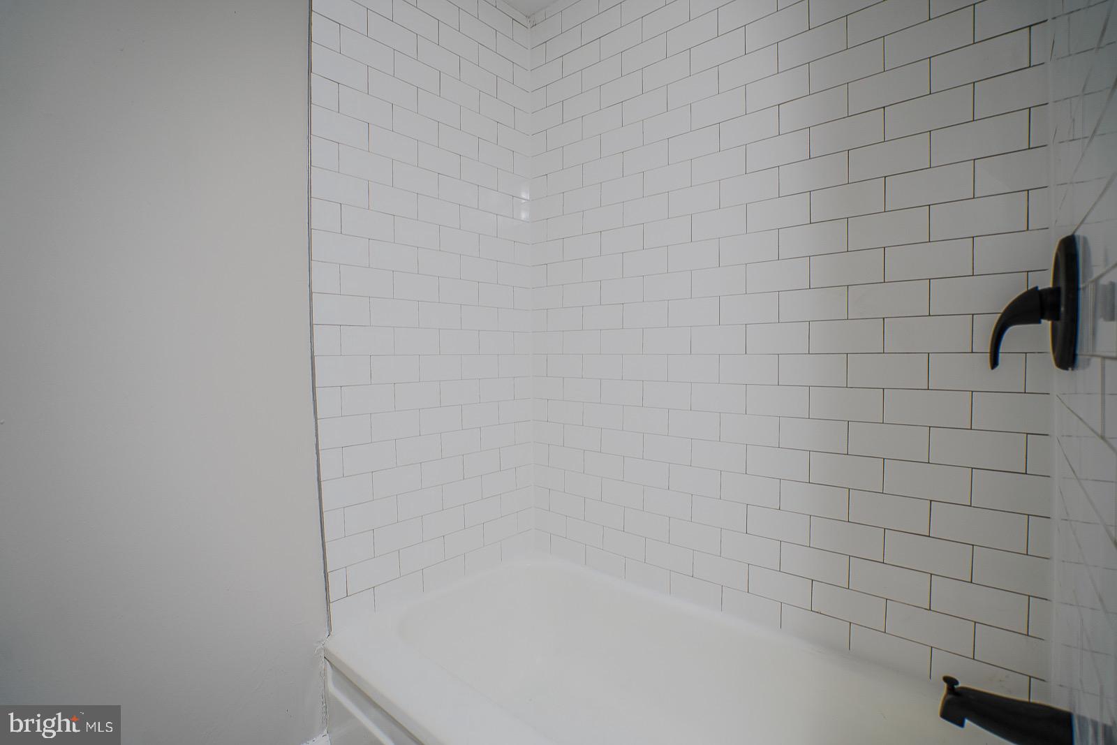 FRANCISVILLE - Residential Lease