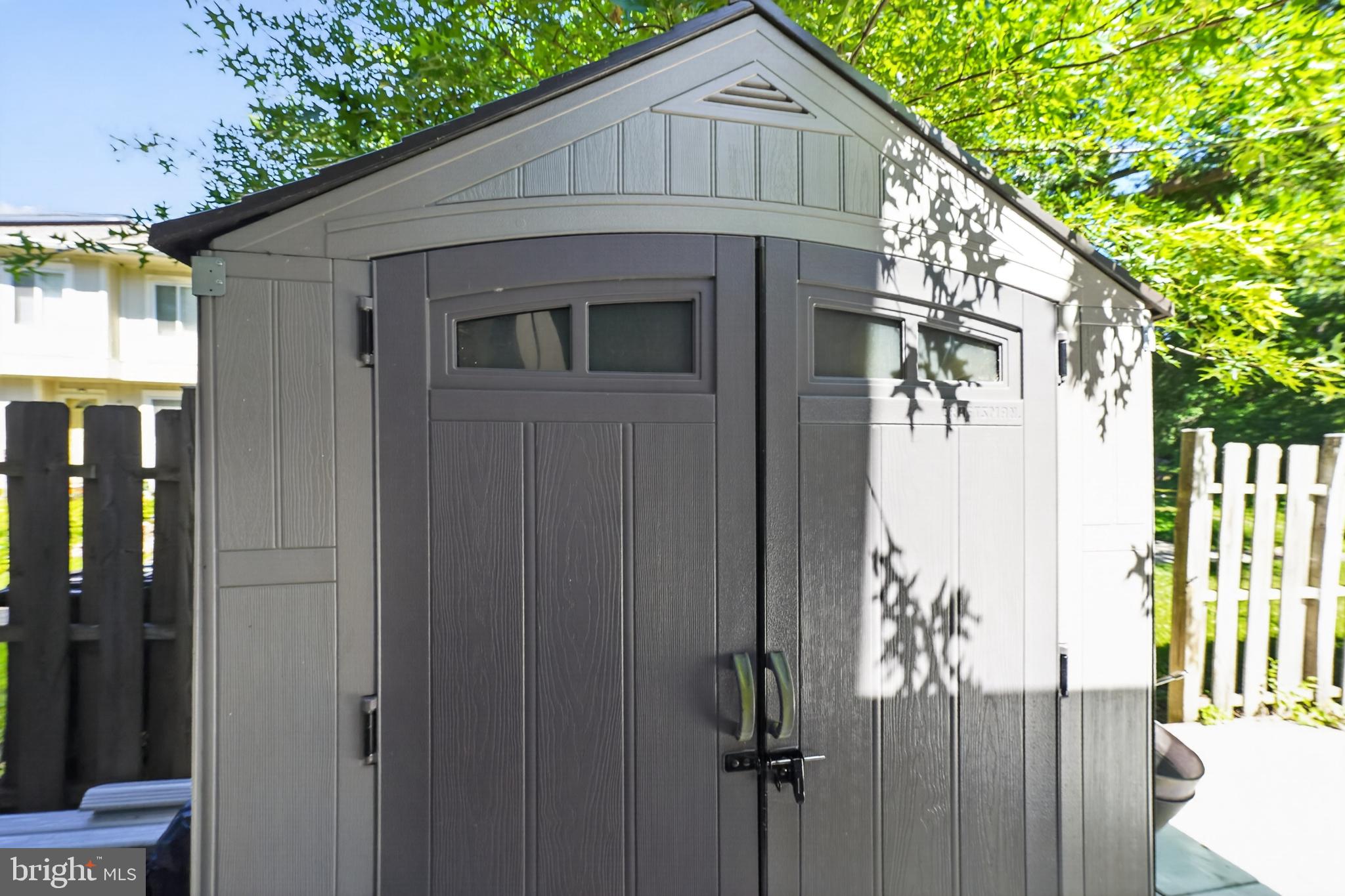 ENTERPRISE KNOLLS - Residential